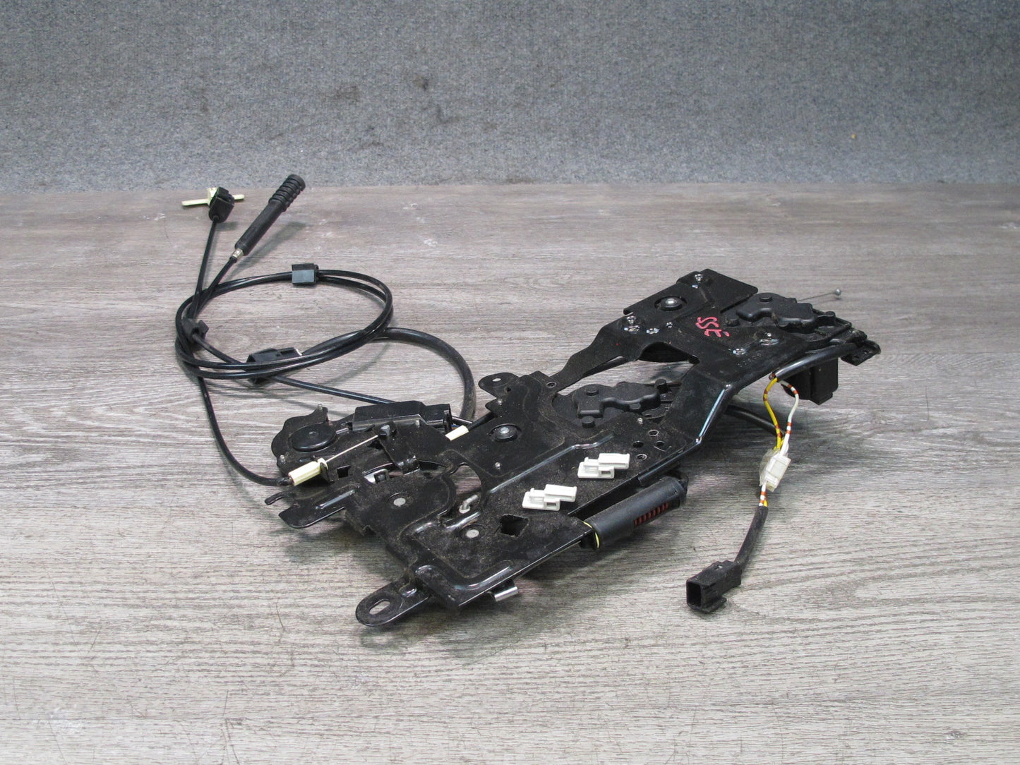 07-10 Saturn SKY Convertible TOP Roof Lock Latch Mechanism w Motor OEM