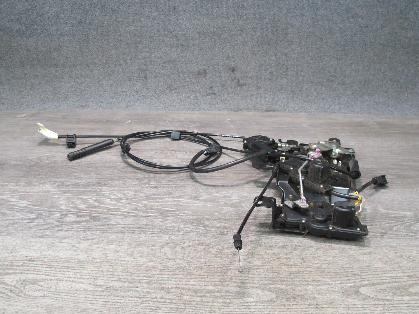 07-10 Saturn SKY Convertible TOP Roof Lock Latch Mechanism w Motor OEM