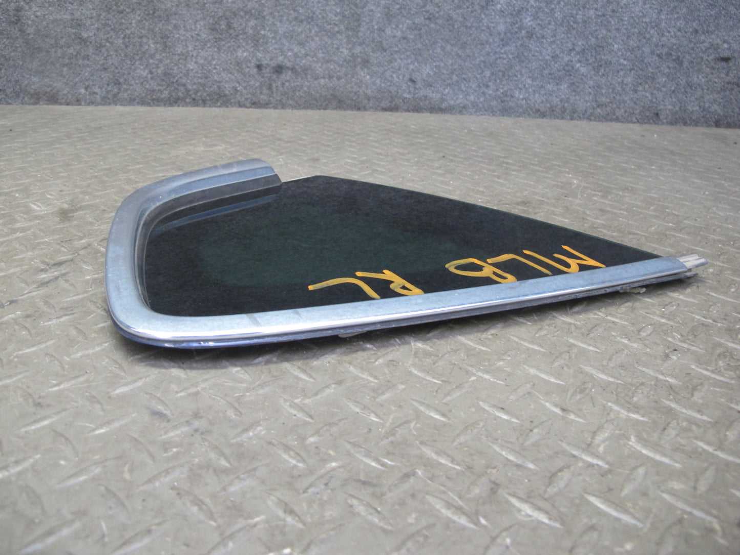 2017-2020 Maserati Levante M161 Rear Left Side Quarter Corner Glass Window