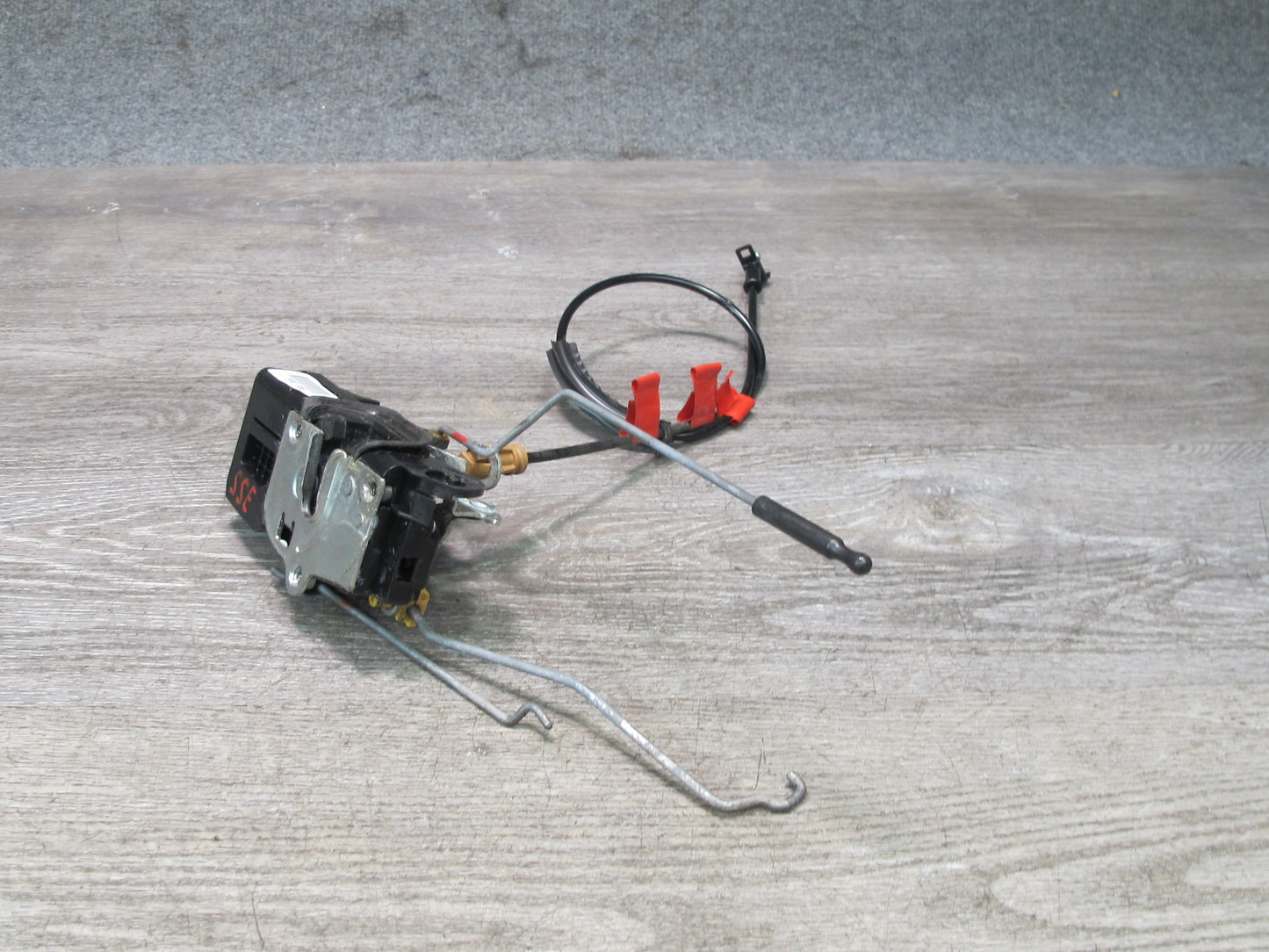 07-10 Saturn SKY Pontiac Solstice Left Driver Door Lock Latch Actuator OEM