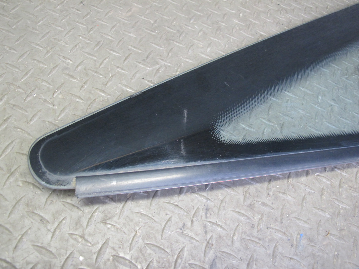 89-92 Toyota Supra MA70L Rear Right Quarter Glass Window w Molding Trim Set OEM
