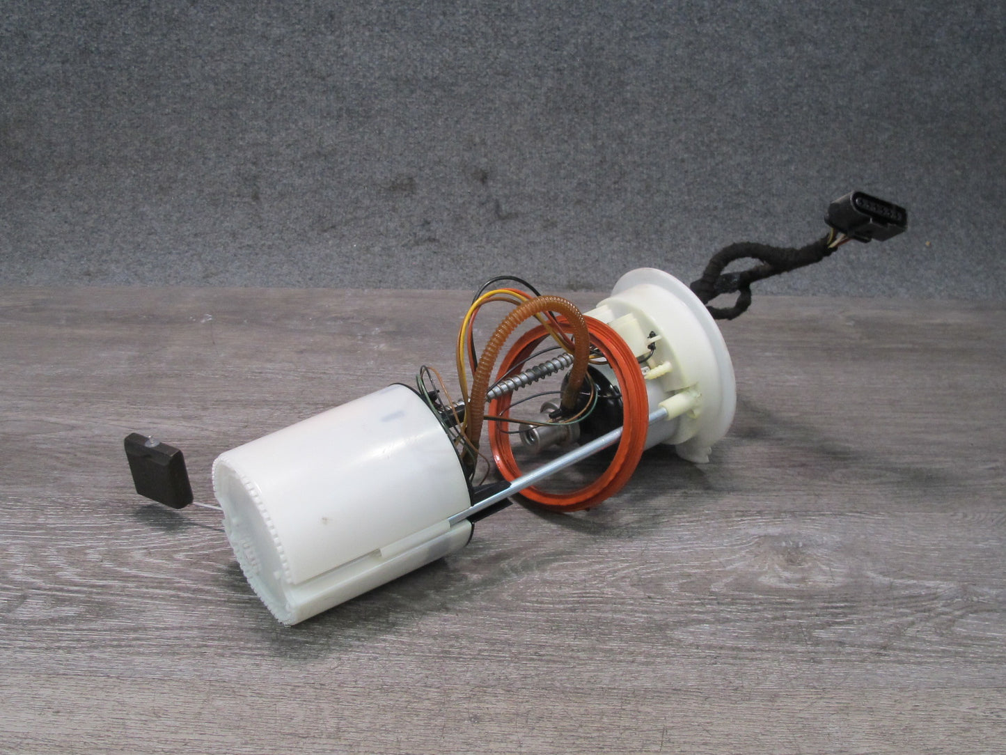 2015-2018 Porsche Macan Fuel Pump Level Sensor Assembly