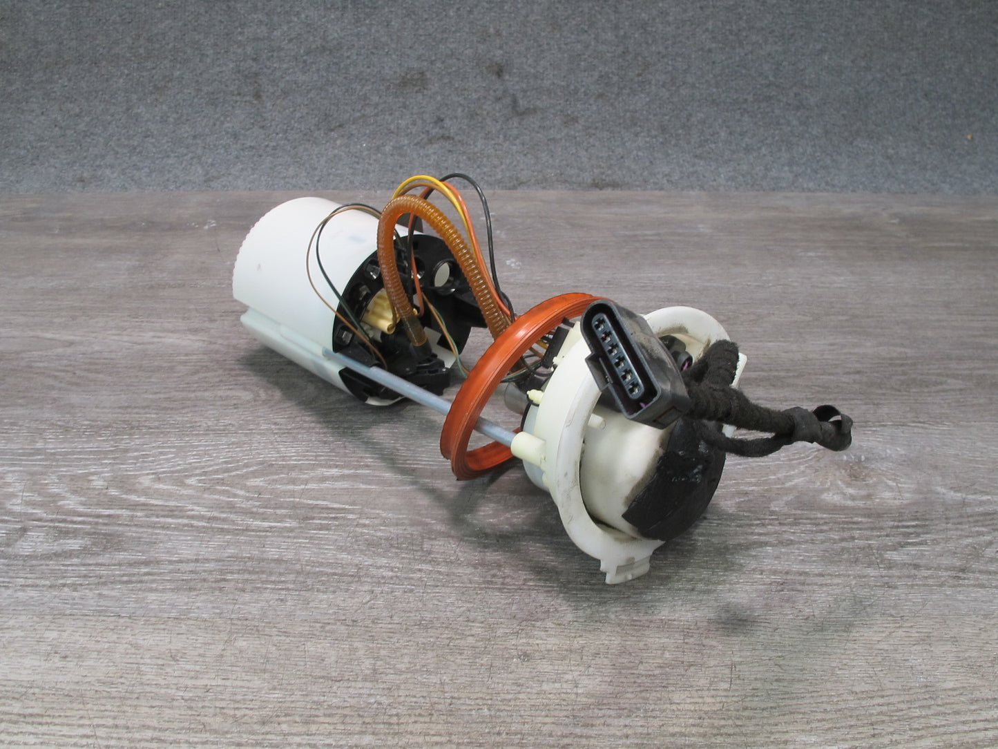 2015-2018 Porsche Macan Fuel Pump Level Sensor Assembly