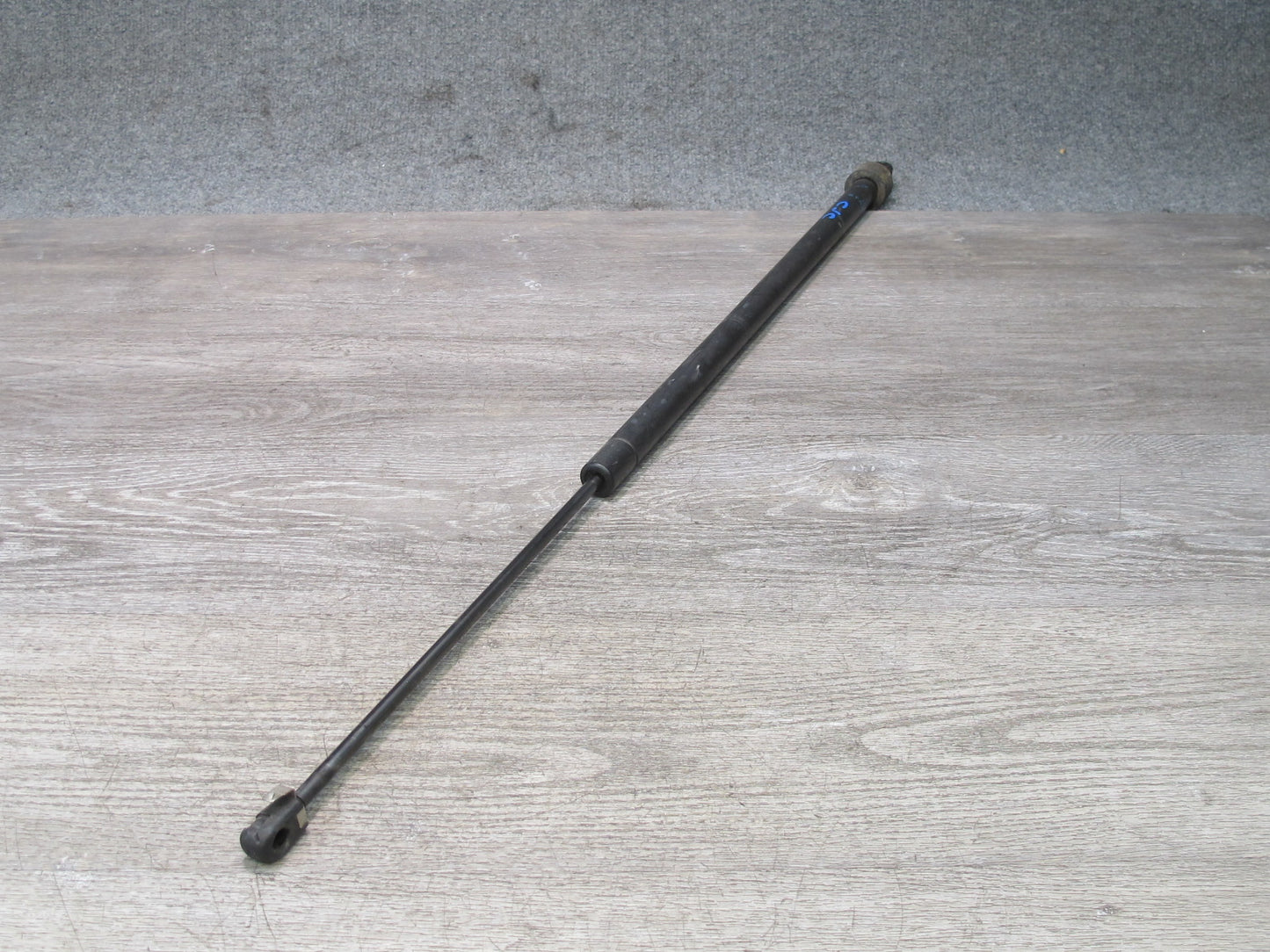 90-96 Chevrolet Corvette C4 Rear Trunk Hatch Strut Support 10222775 OEM