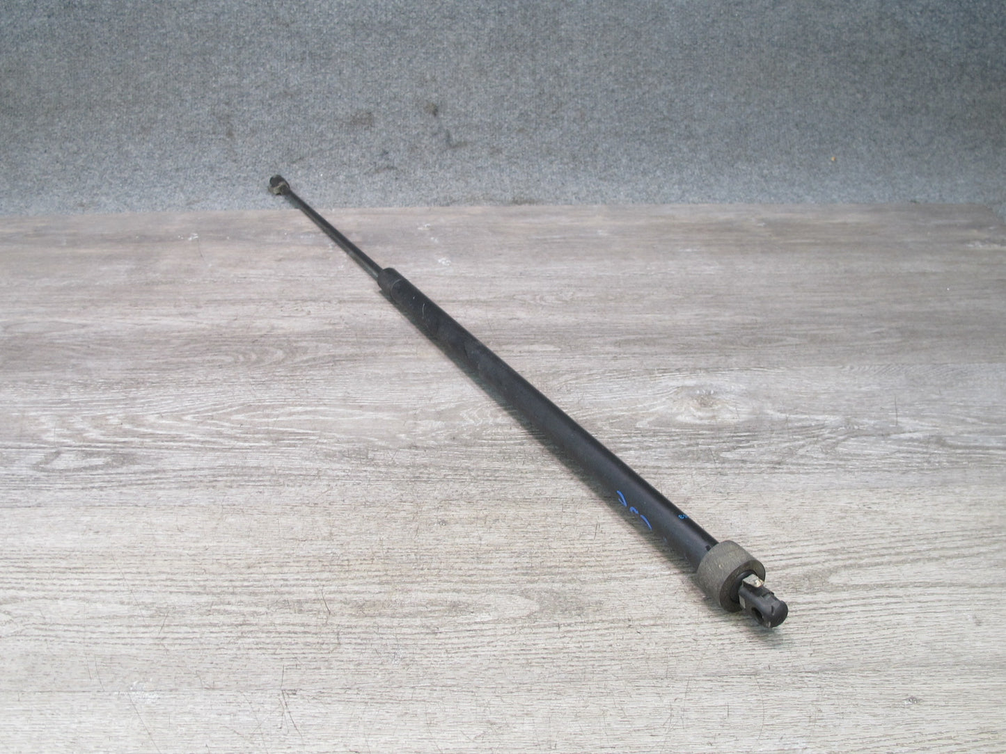 90-96 Chevrolet Corvette C4 Rear Trunk Hatch Strut Support 10222775 OEM