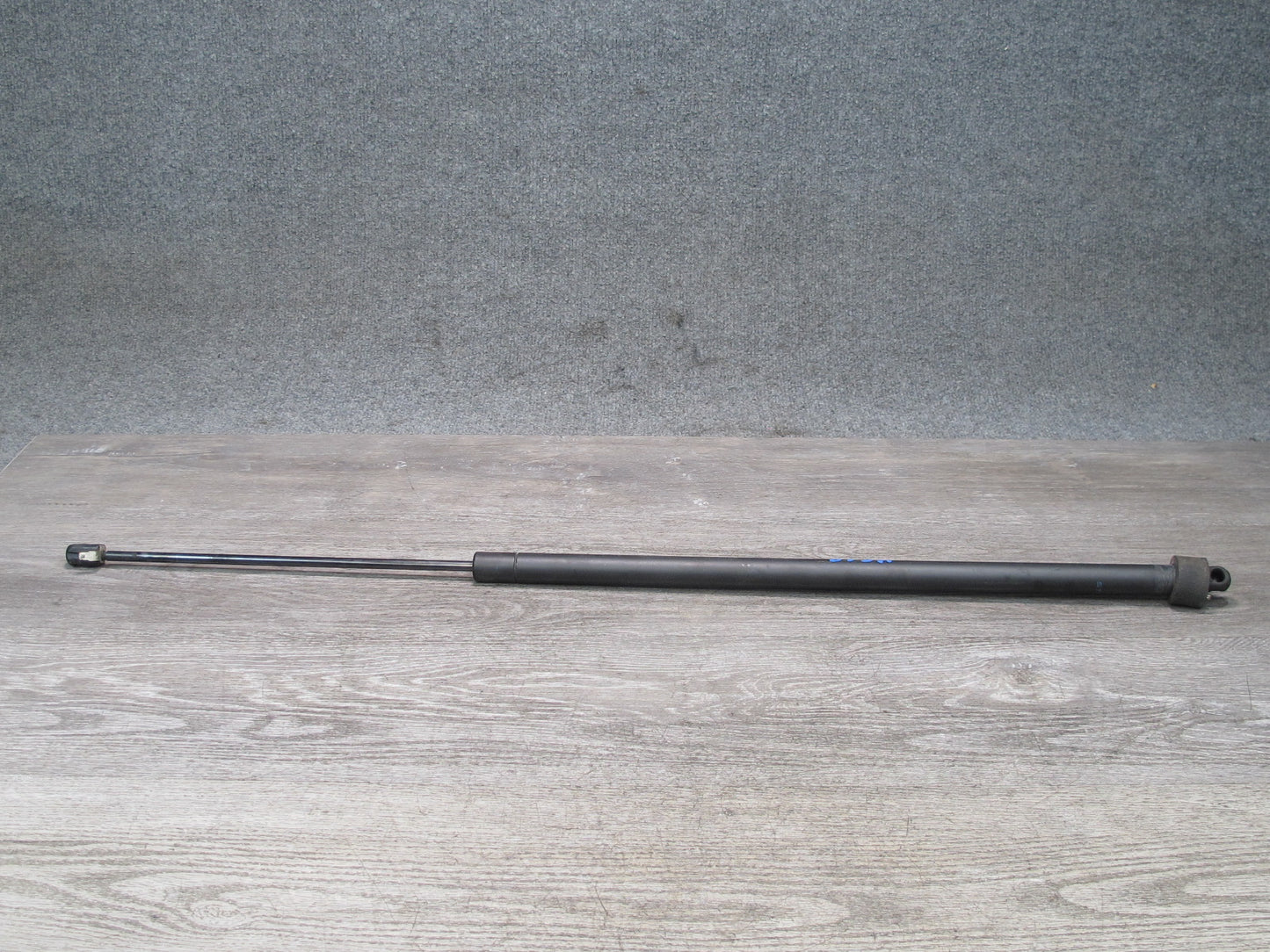 90-96 Chevrolet Corvette C4 Rear Trunk Hatch Strut Support 10222775 OEM