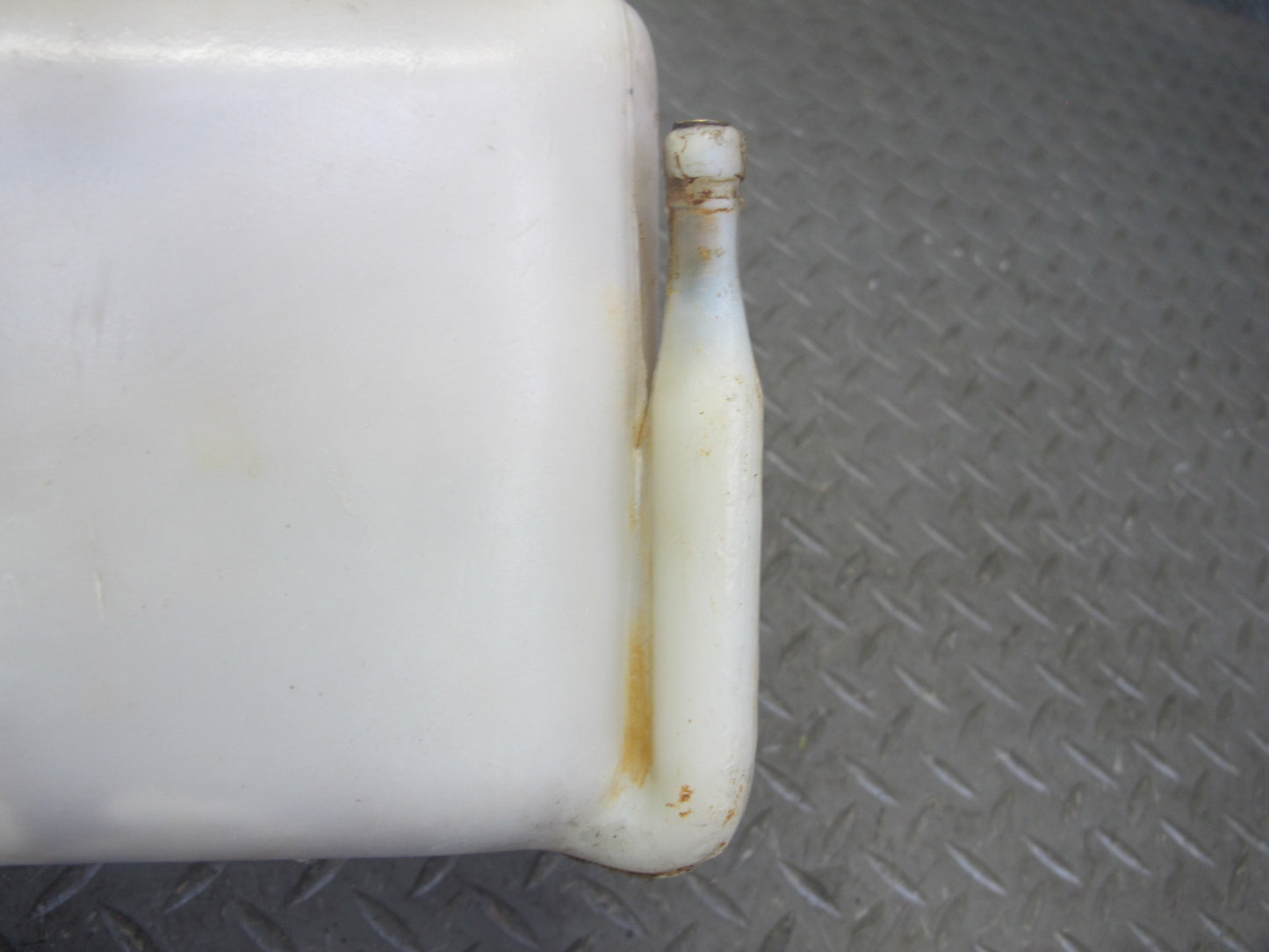 90-96 Chevrolet Corvette C4 Engine Expansion Overflow Reservoir Tank OEM
