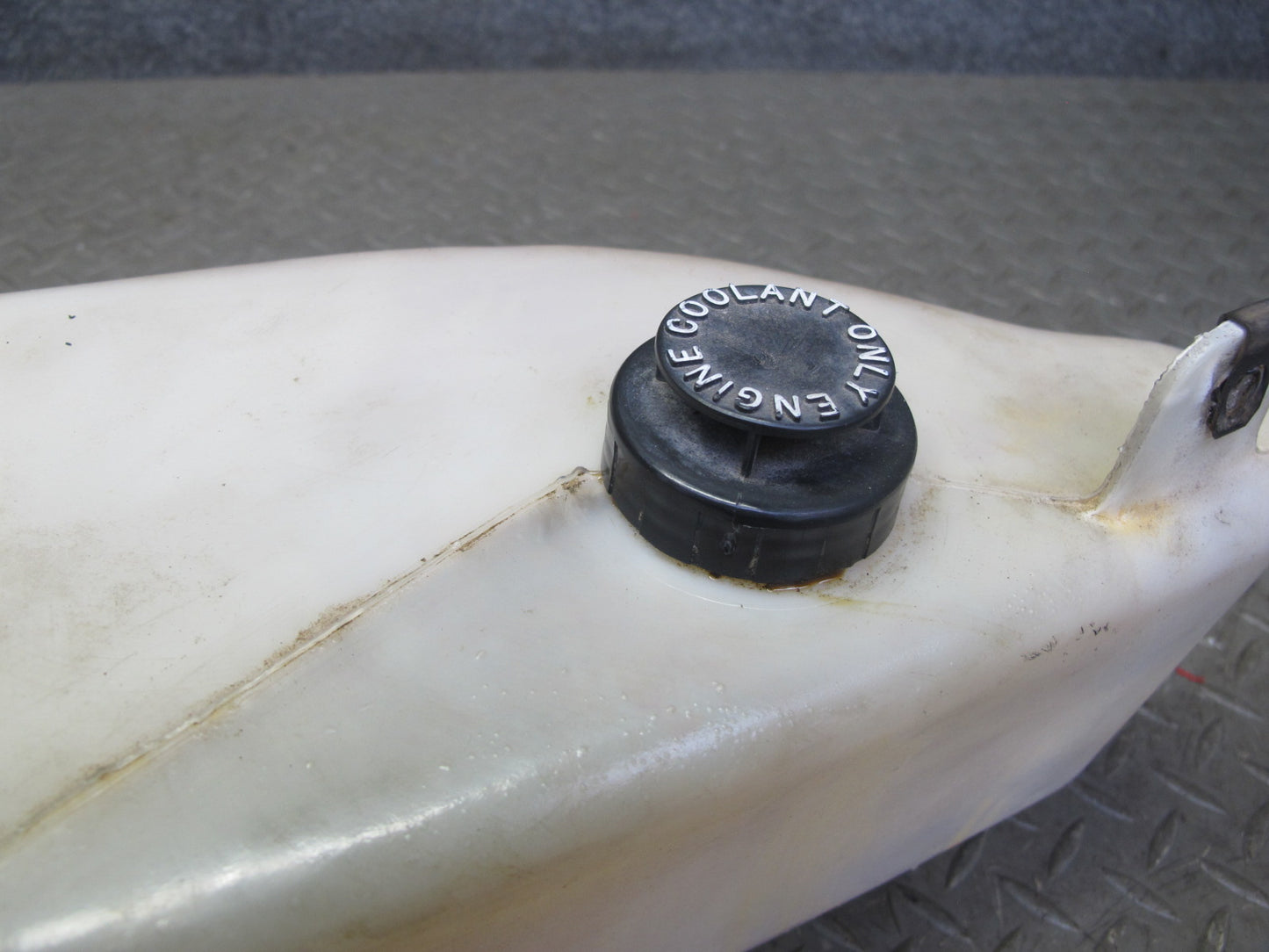 90-96 Chevrolet Corvette C4 Engine Expansion Overflow Reservoir Tank OEM