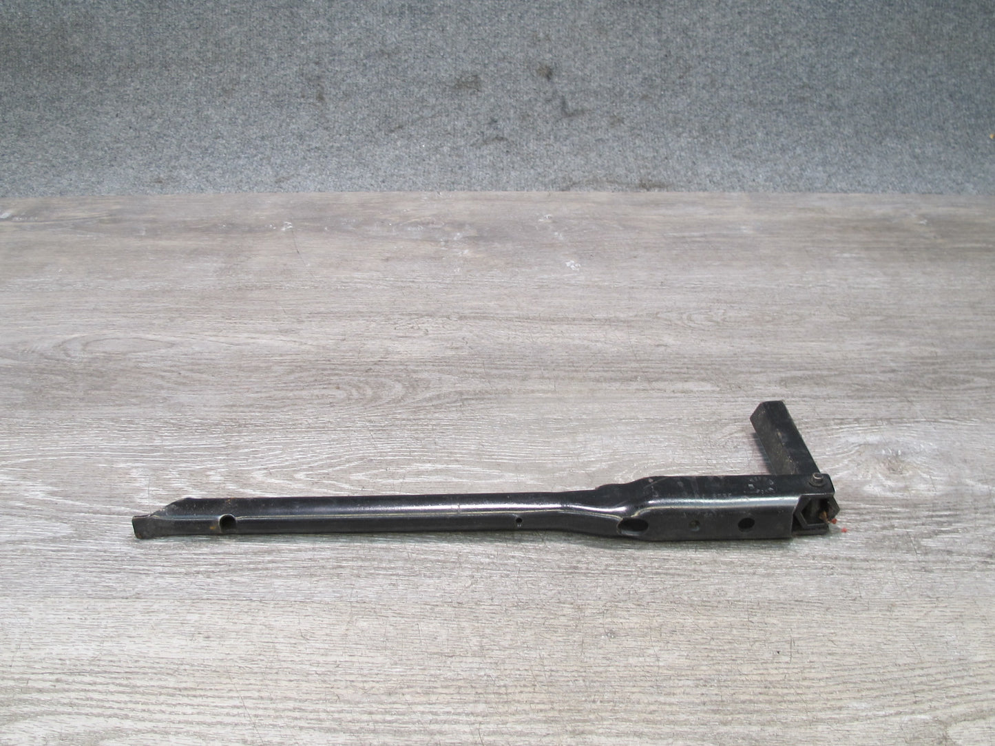 84-96 Chevrolet Corvette C4 Spare Tire LUG NUT Wrench Lift Jack Handle Mount OEM