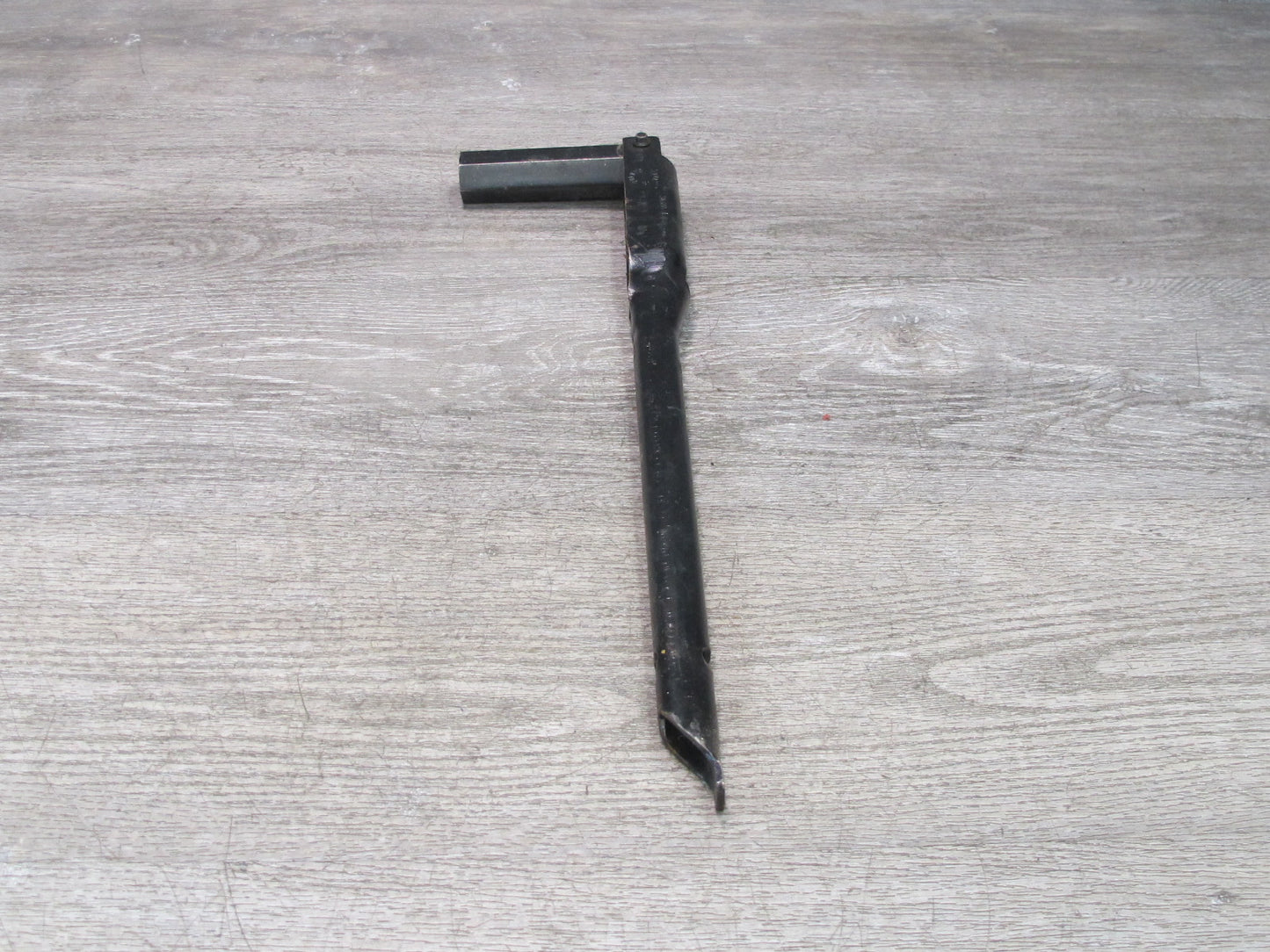 84-96 Chevrolet Corvette C4 Spare Tire LUG NUT Wrench Lift Jack Handle Mount OEM