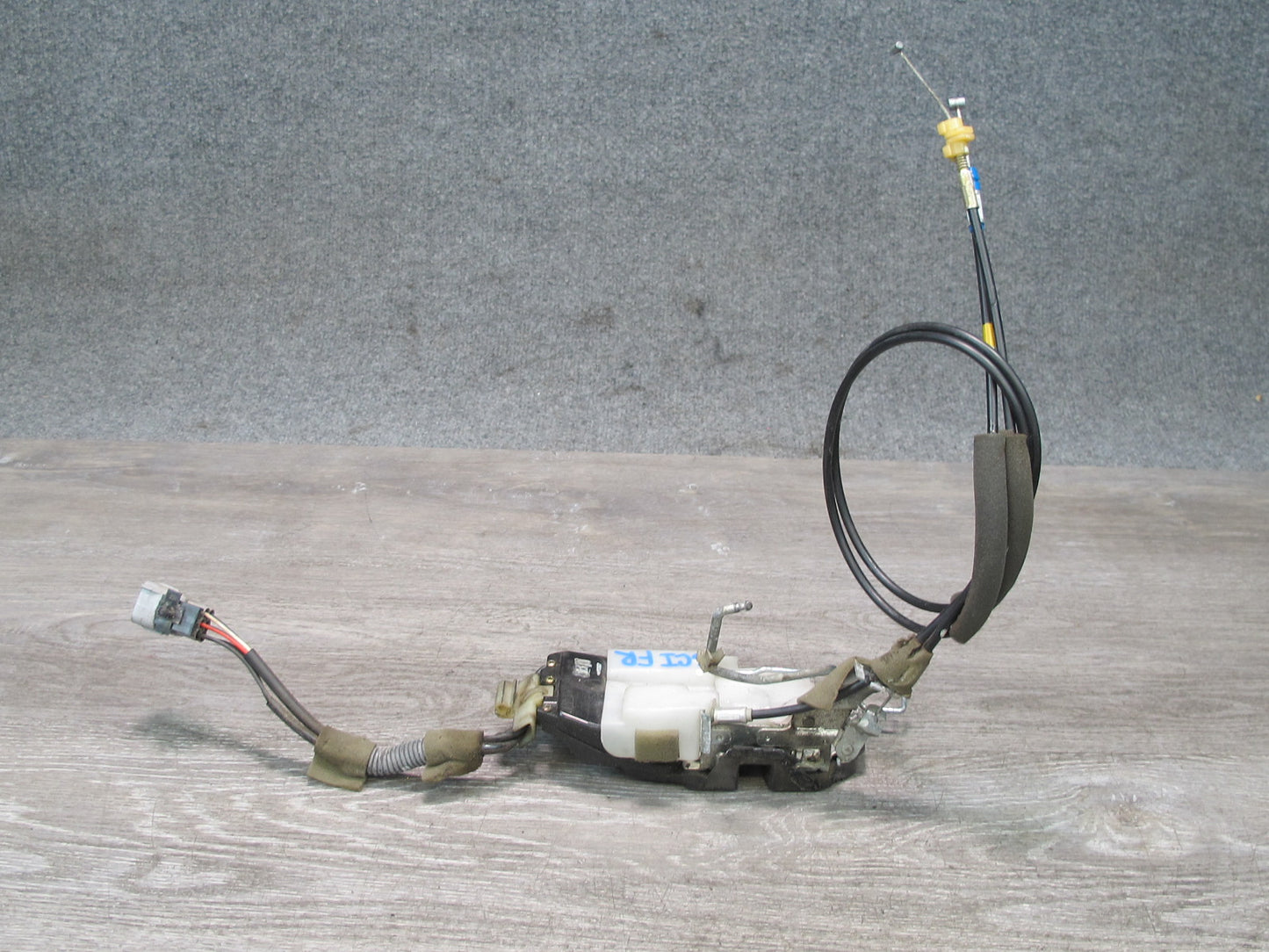 92-00 Lexus JZZ31L SC400 SC300 Front Right Pass Door Lock Latch Actuator OEM