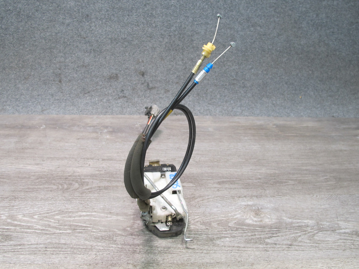 92-00 Lexus JZZ31L SC400 SC300 Front Right Pass Door Lock Latch Actuator OEM