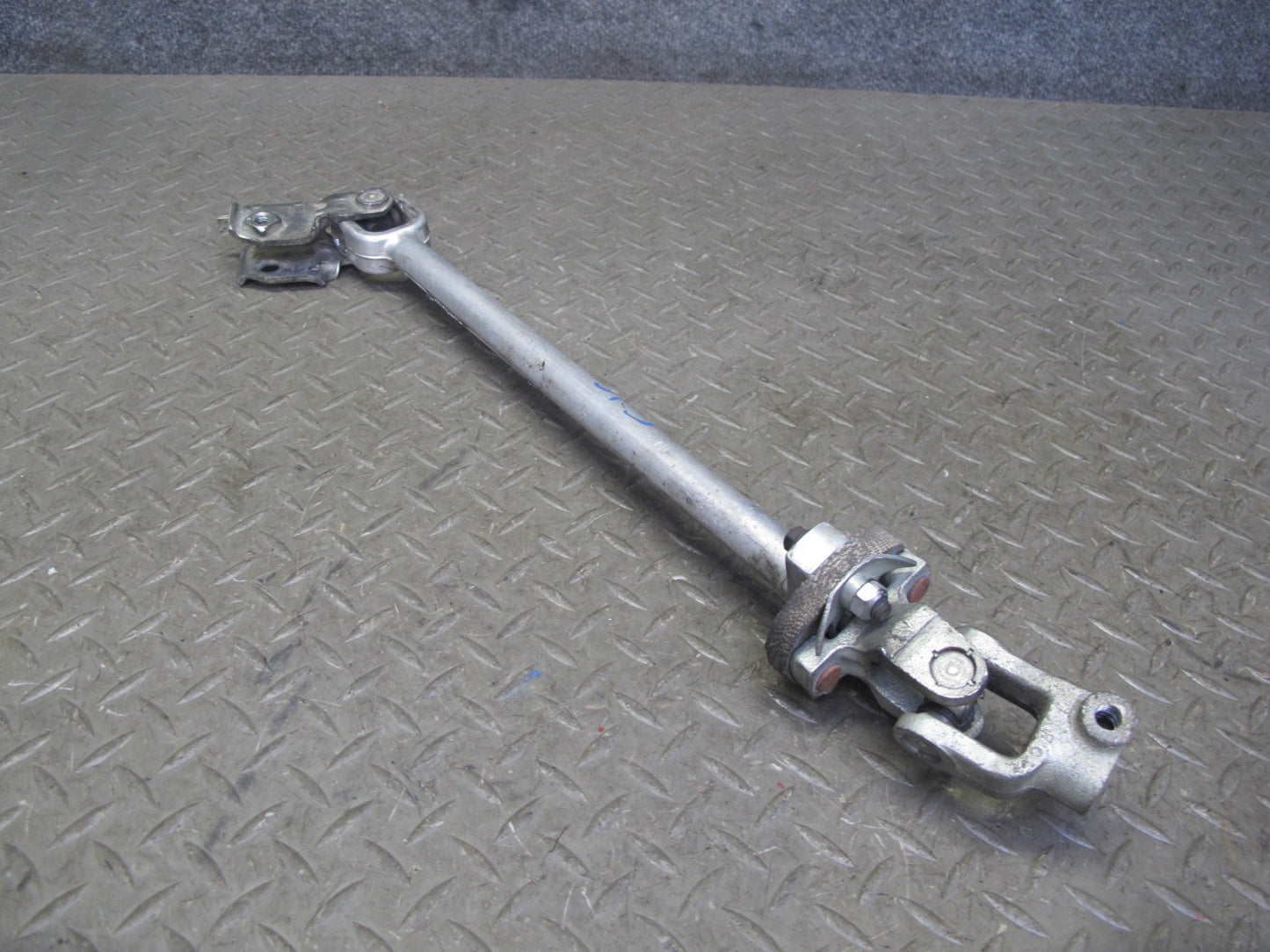 92-96 Chevrolet Corvette C4 Steering Column Coupler Intermediate Shaft OEM
