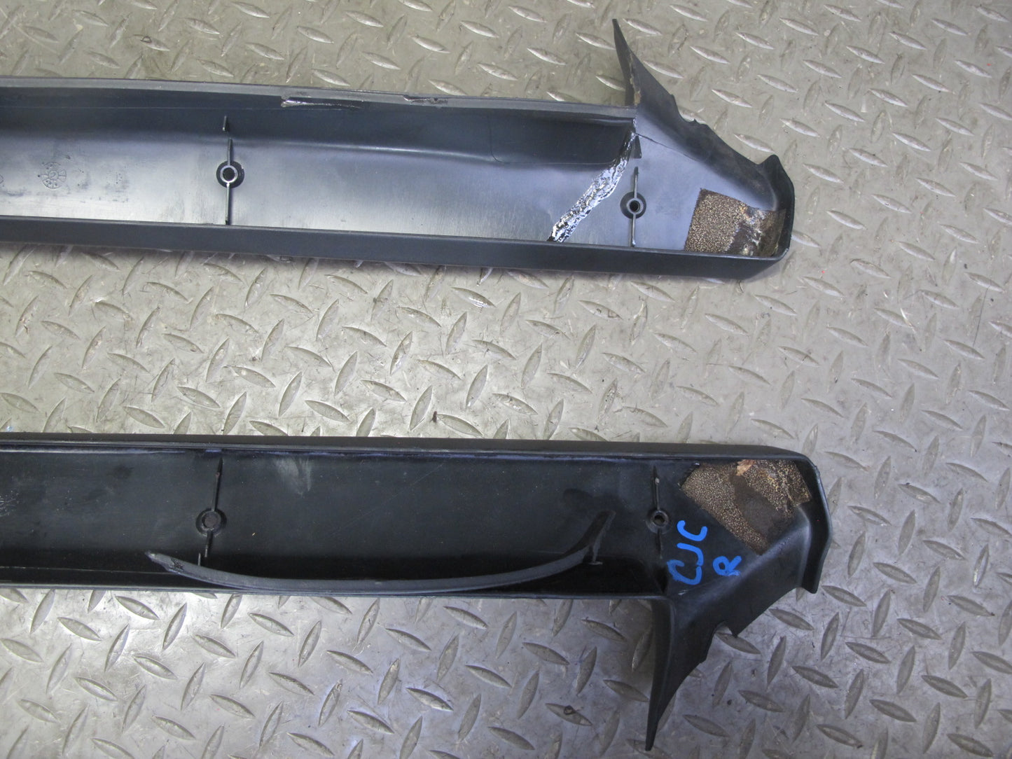 90-96 Chevrolet Corvette C4 Front Interior A Pillar Trim Cover Panel Set OEM