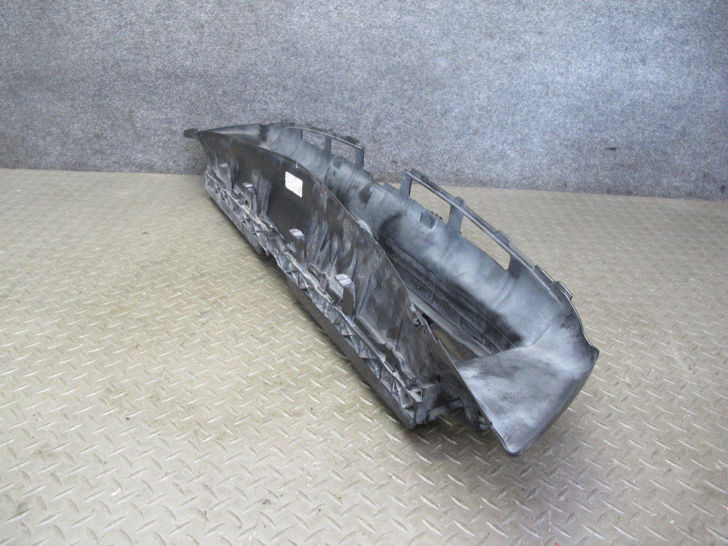 2015-2018 Porsche Macan Radiator Air Duct Louver Shutter Grille 95B121617