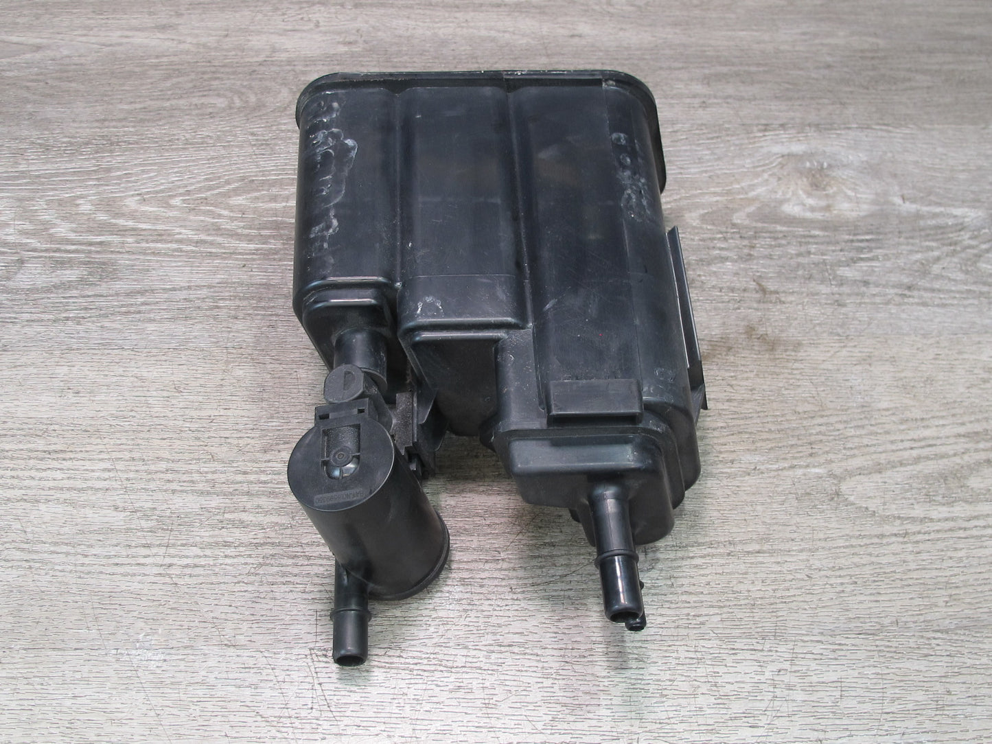 07-10 Saturn SKY Pontiac Solstice Fuel Evap Vapor Charcoal Canister OEM