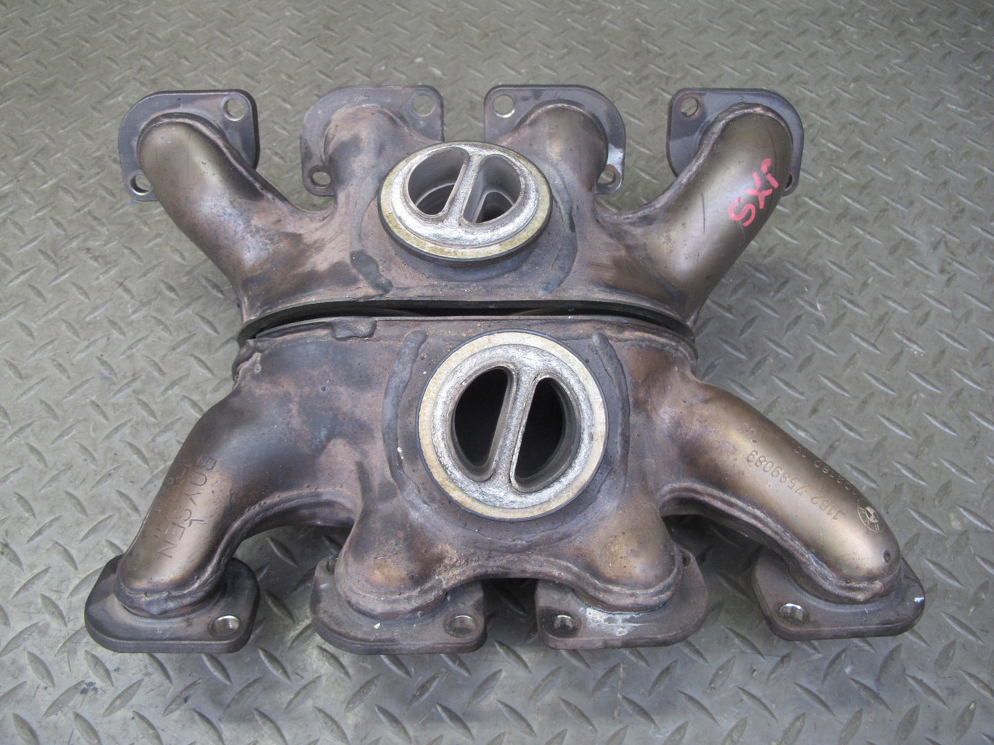 2010-2014 BMW E71 X6M S63 Engine Exhaust Manifold Header 7589089
