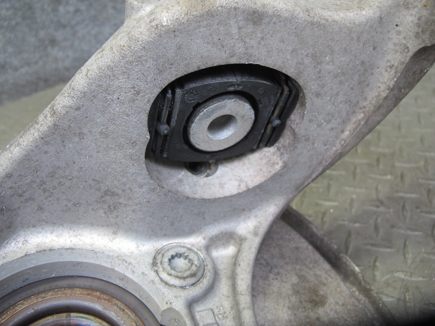 2015-2025 Porsche Macan AWD Rear Left Spindle Knuckle Wheel Hub Bearing