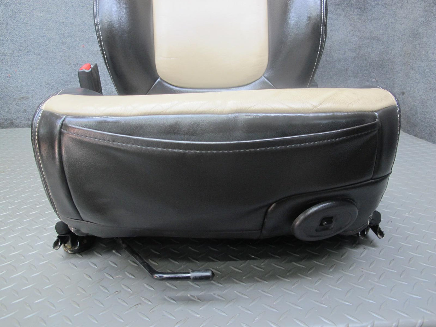 07-10 Saturn SKY Redline Set of 2 Front Left & Right Leather Seat Black TAN OEM
