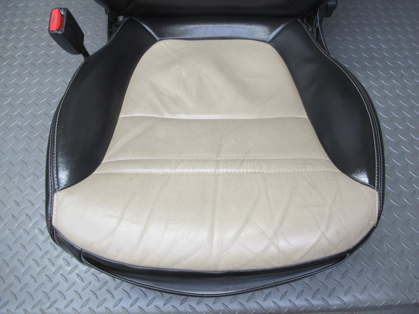 07-10 Saturn SKY Redline Set of 2 Front Left & Right Leather Seat Black TAN OEM
