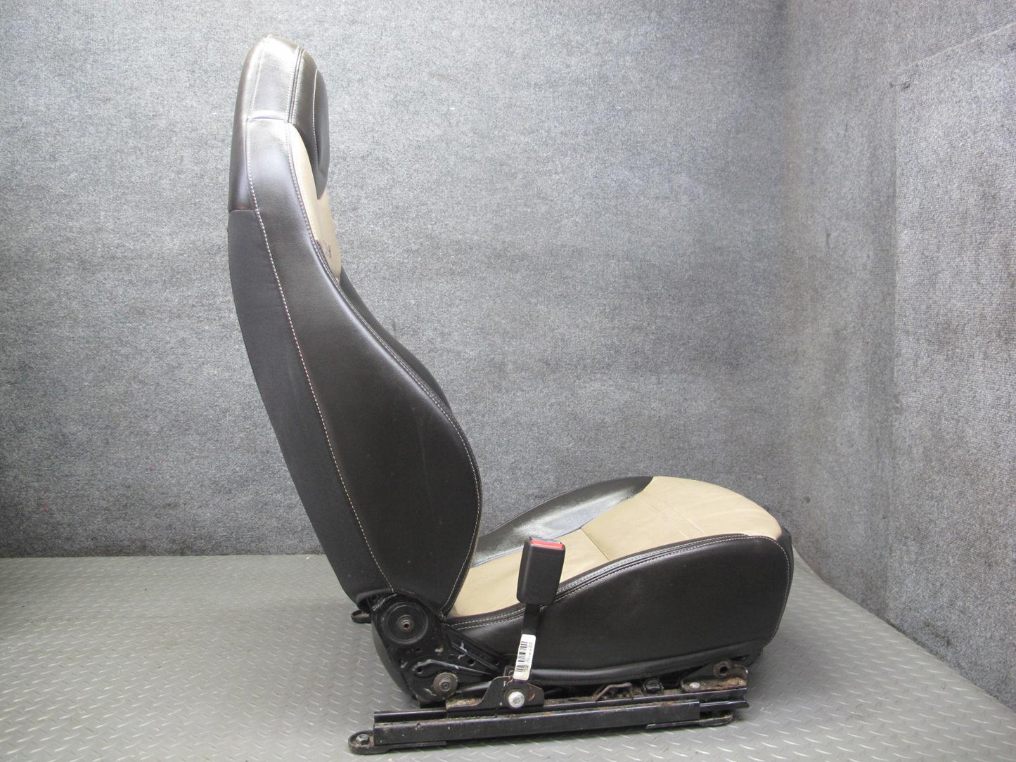 07-10 Saturn SKY Redline Set of 2 Front Left & Right Leather Seat Black TAN OEM