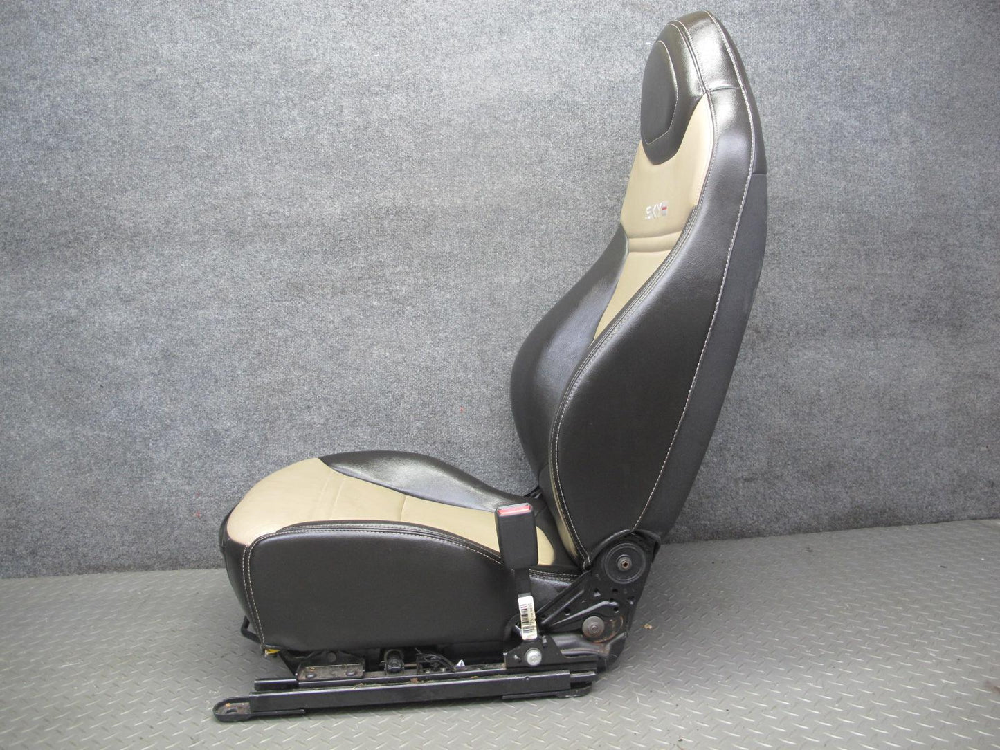 07-10 Saturn SKY Redline Set of 2 Front Left & Right Leather Seat Black TAN OEM