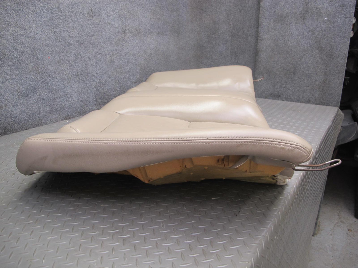 97-98 Lexus JZZ31L SC400 SC300 Rear Leather Seat Upper Cushion Ivory OEM