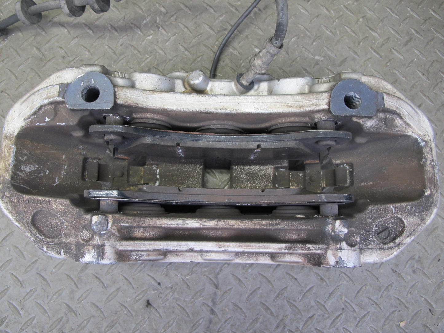 2015-2018 Porsche Macan S Front Left & Right Brembo Brake Caliper Set of 2