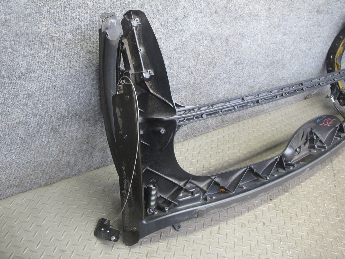 07-10 Saturn SKY Convertible Folding TOP Roof Front Frame Support Panel OEM