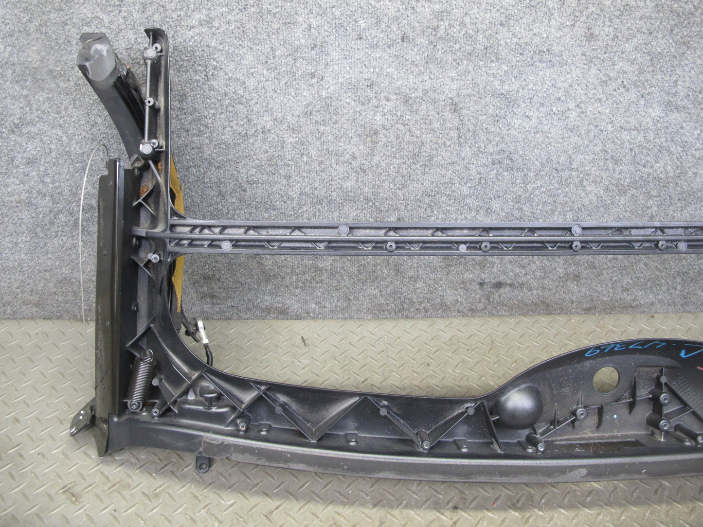 07-10 Saturn SKY Convertible Folding TOP Roof Front Frame Support Panel OEM