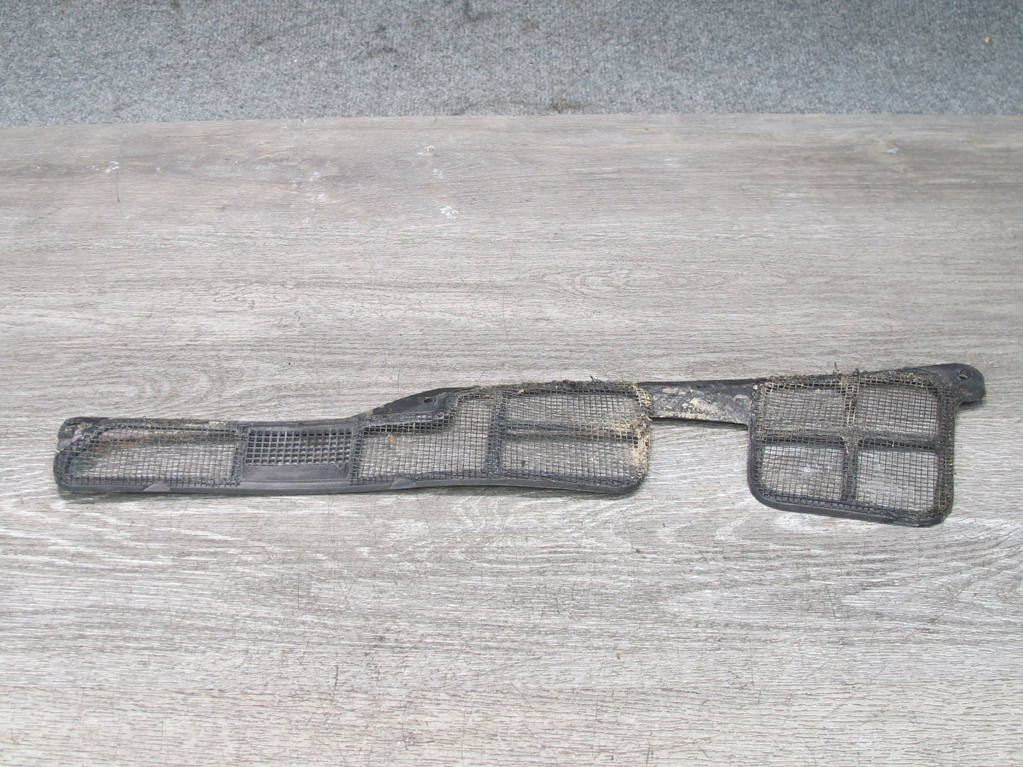 84-96 Chevrolet Corvette C4 Windshield Cowl Drain Screen Grille Trim Set OEM