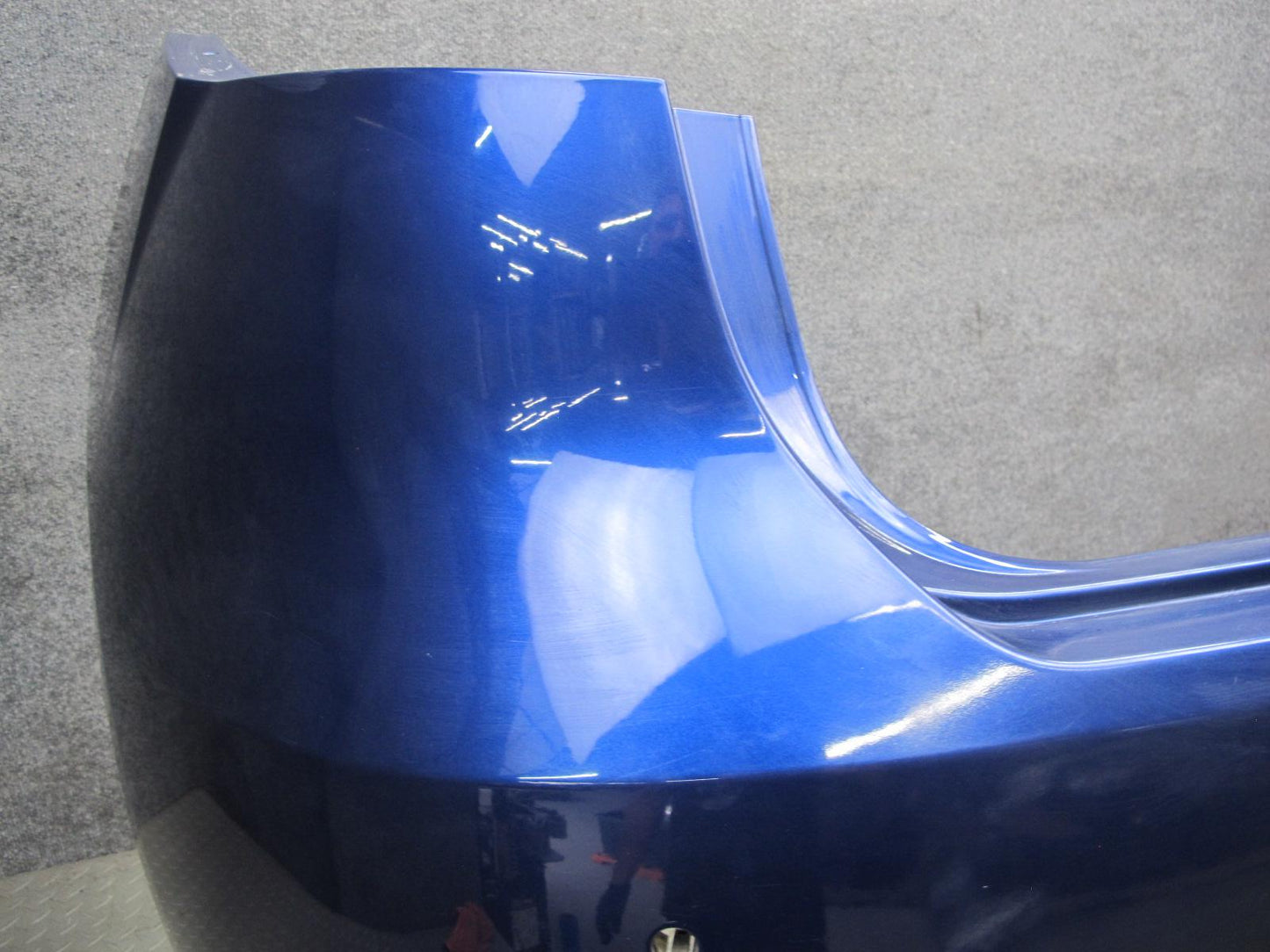 2017-2020 Maserati Levante M161 Rear Bumper Cover W/o PDC Sensors Blue