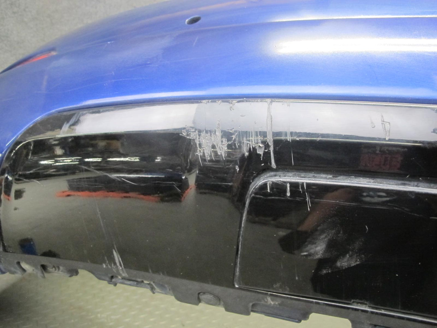 2017-2020 Maserati Levante M161 Rear Bumper Cover W/o PDC Sensors Blue