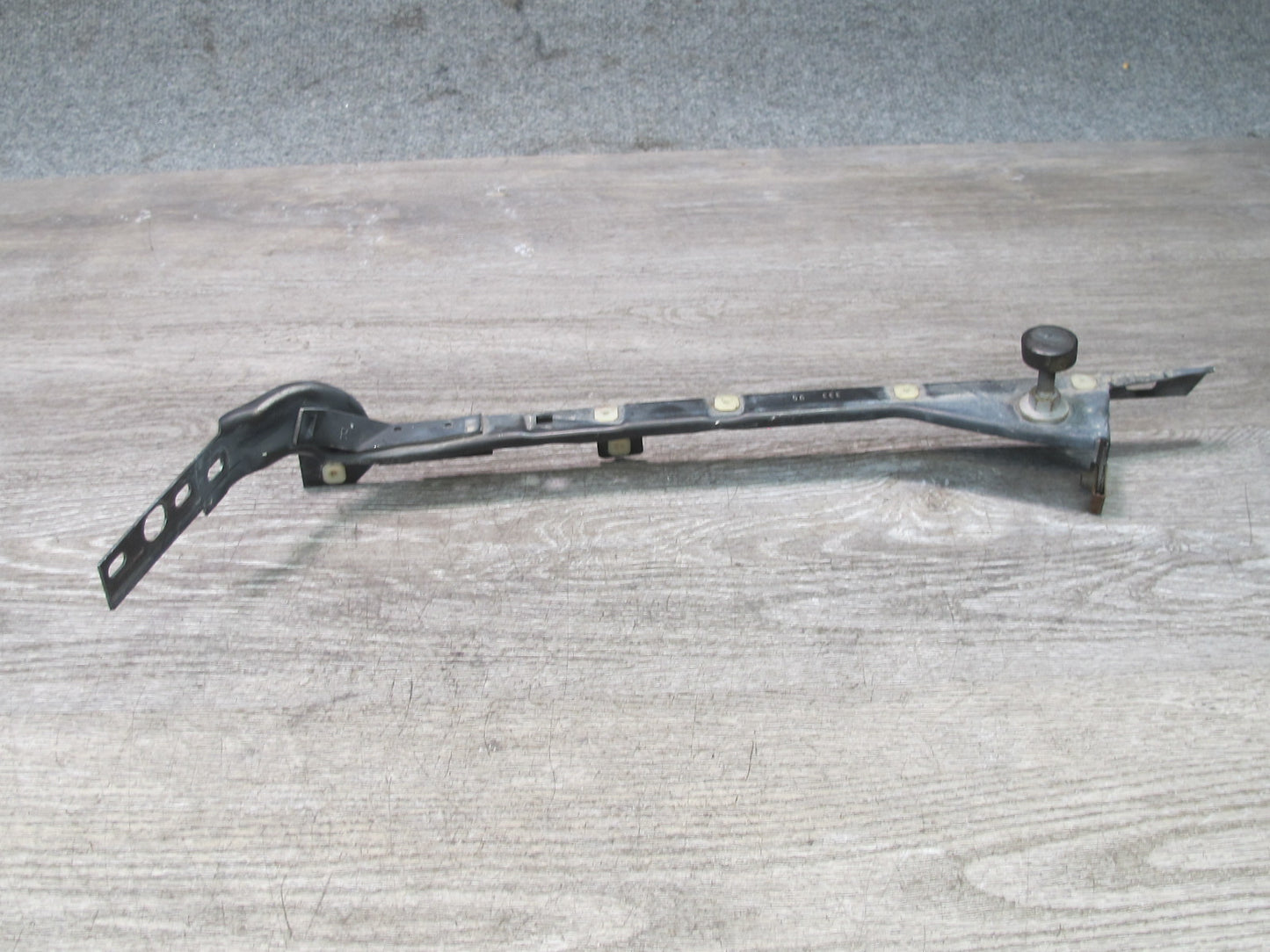 84-96 Chevrolet Corvette C4 Set of 2 Front Bumper Left Right Bracket Support OEM