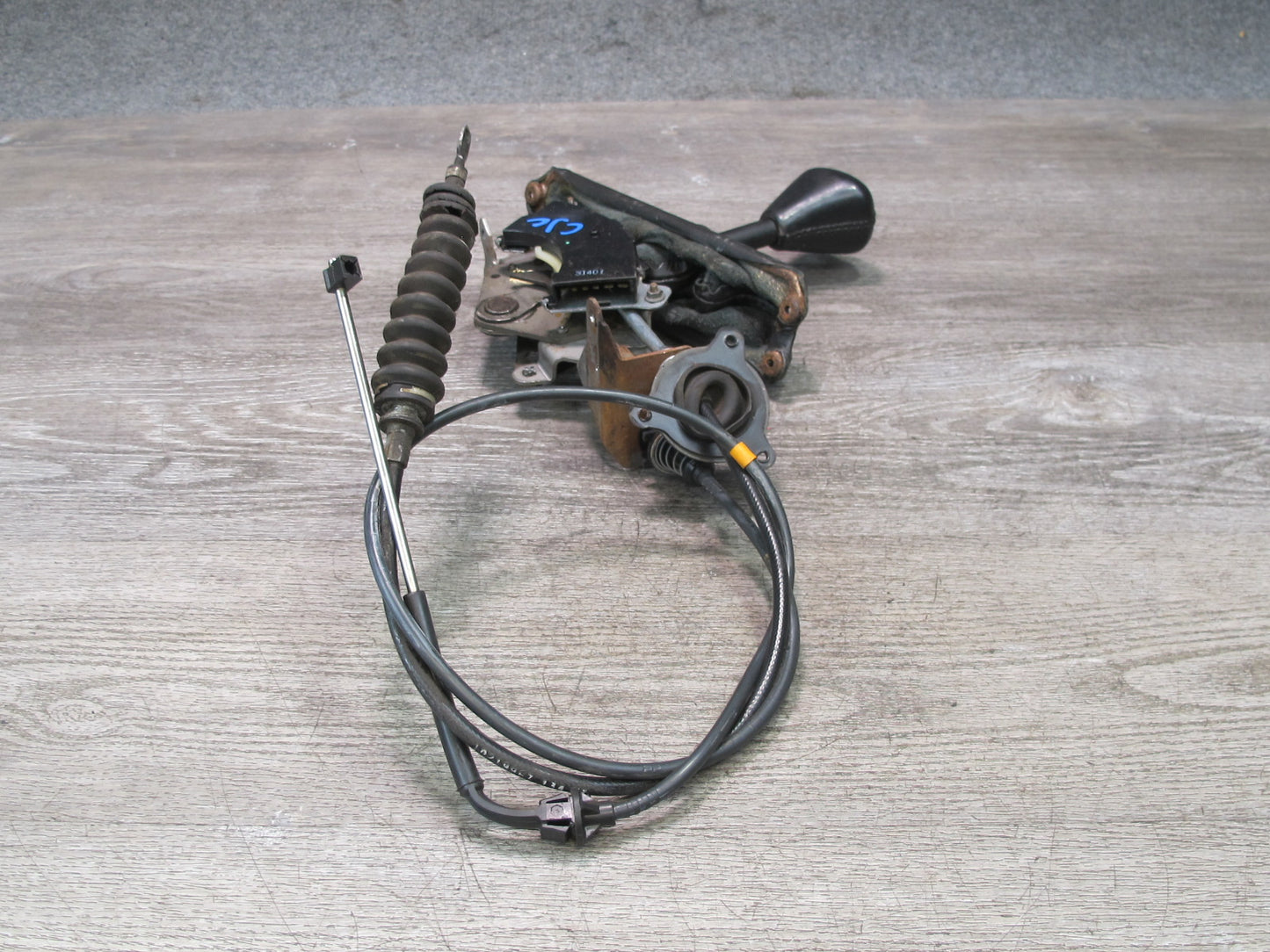92-93 Chevrolet Corvette C4 A/T Automatic Transmission Shifter w Cable OEM