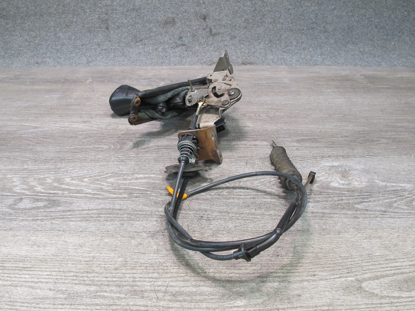 92-93 Chevrolet Corvette C4 A/T Automatic Transmission Shifter w Cable OEM