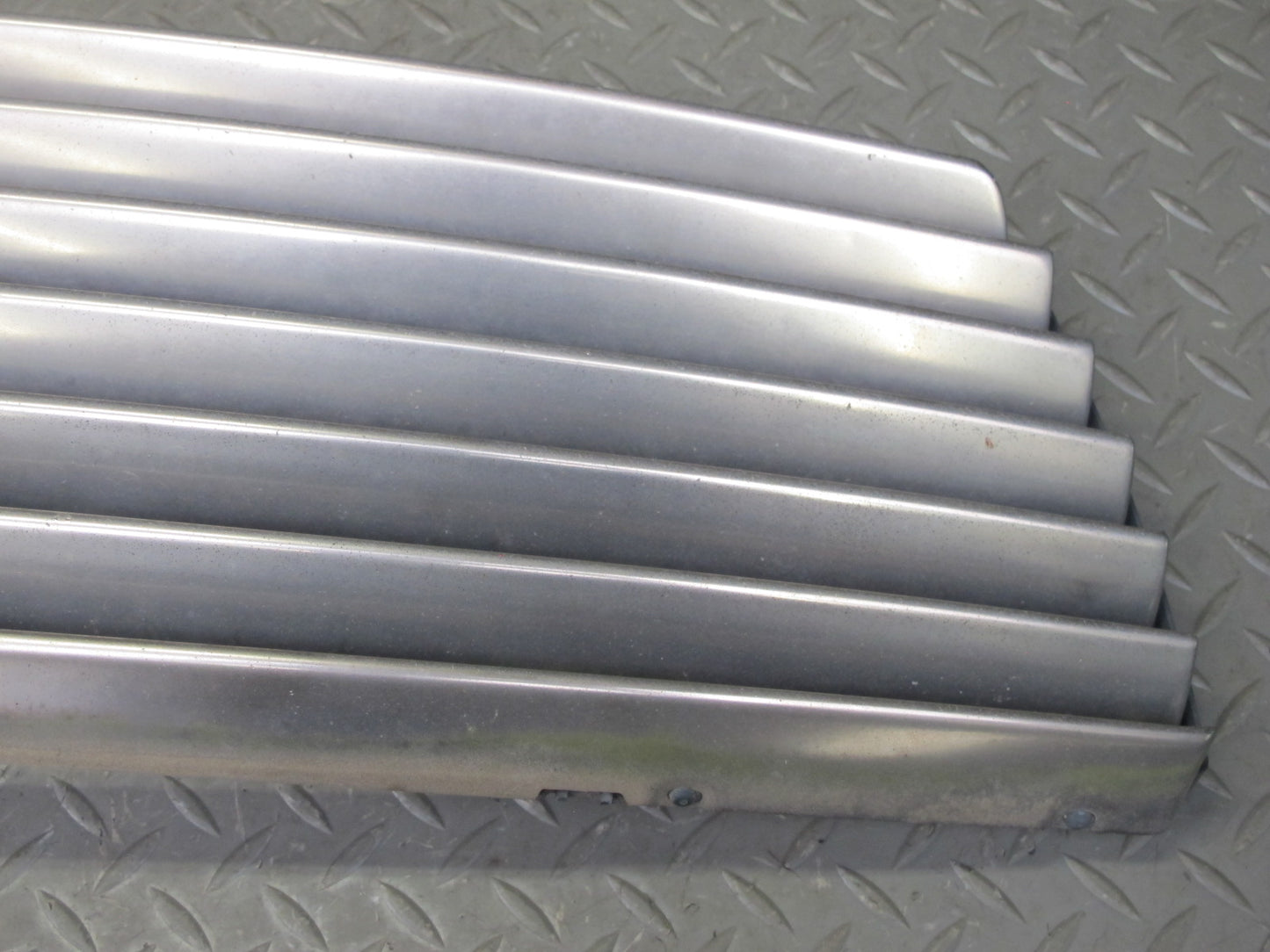 96-99 Mercedes W140 C140 CL Coupe Front Hood Grille w Emblem 1408880060 OEM