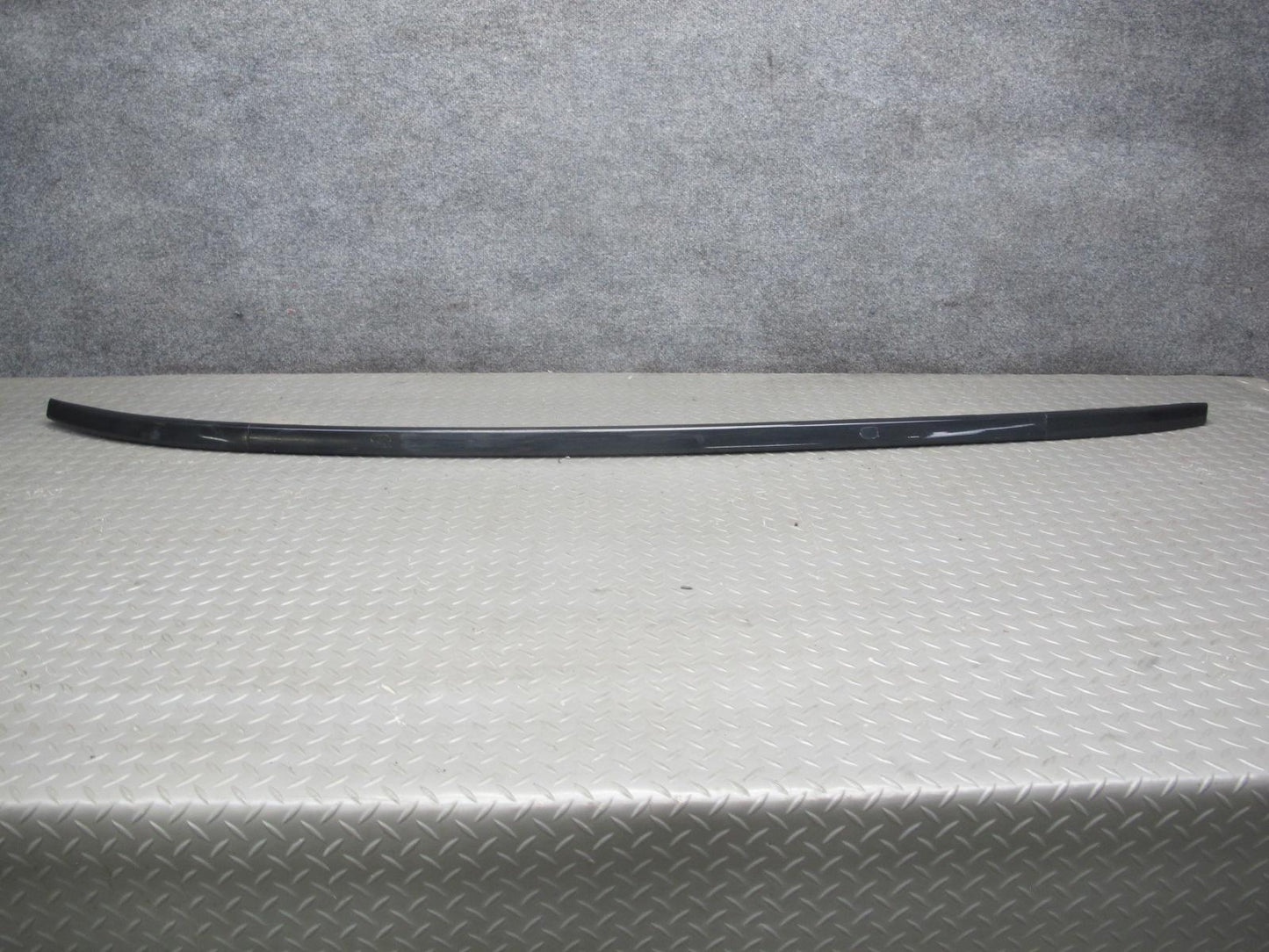 2017-2020 Maserati Levante M161 Left & Right Roof Rack Rail Luggage Carrier Set