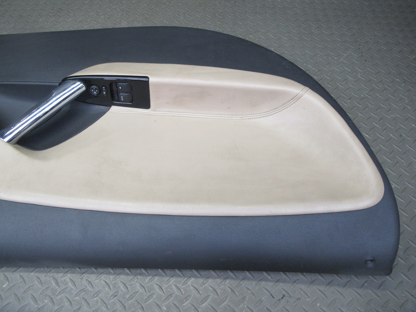 07-08 Saturn SKY Set of 2 Left & Right Interior Door Trim Cover Panel OEM