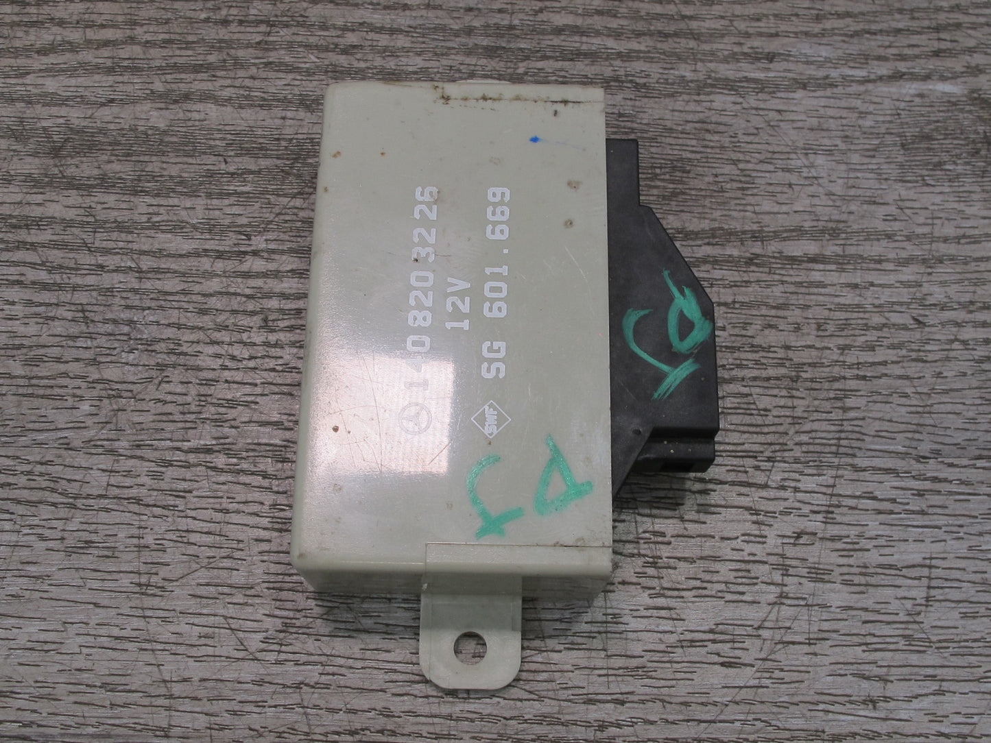 96-99 Mercedes W140 C140 Cl-class Headrest Seat Control Module 1408203226 OEM