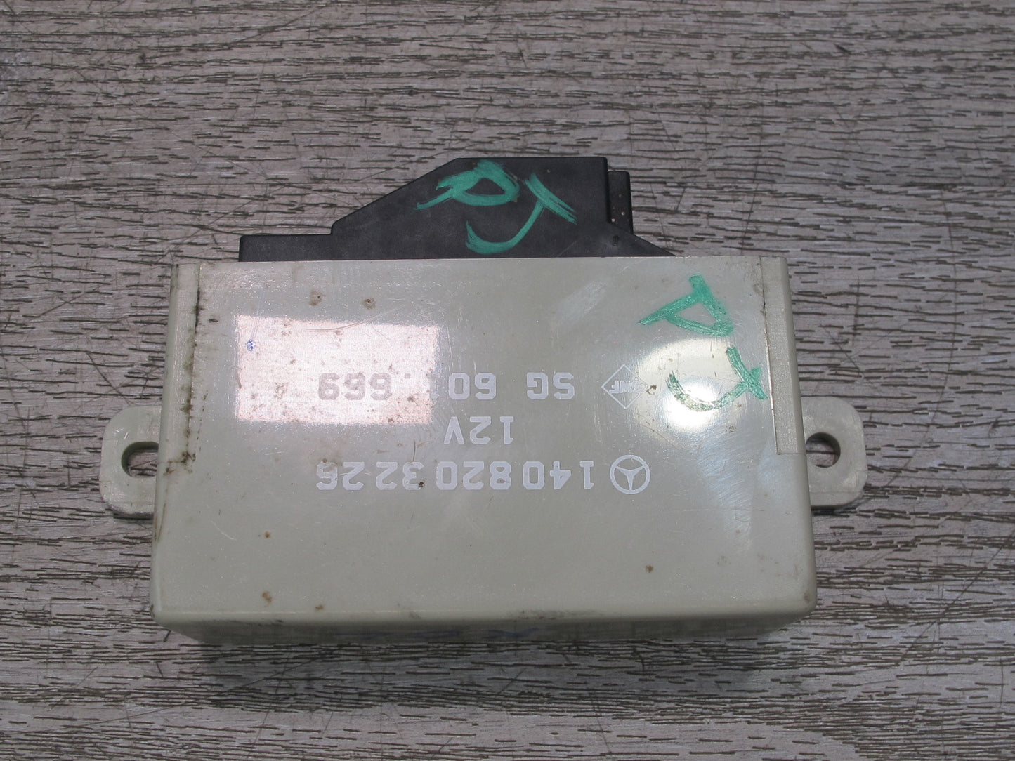 96-99 Mercedes W140 C140 Cl-class Headrest Seat Control Module 1408203226 OEM