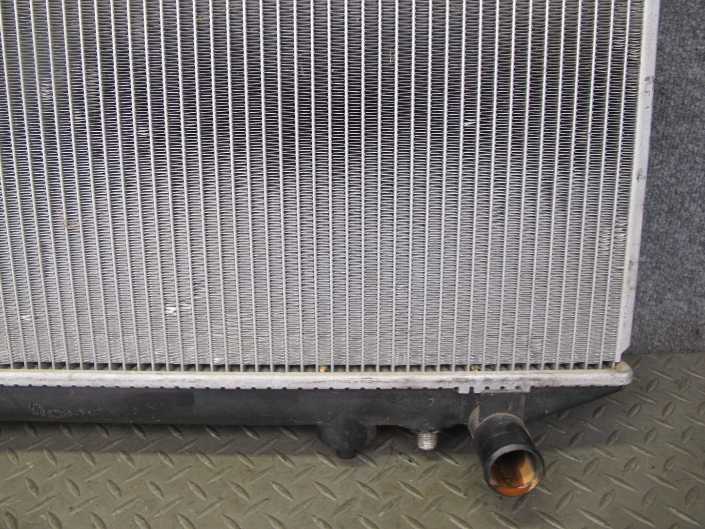 89-92 Toyota Supra MK3 MA70L 7MGE NON Turbo M/T Engine Coolant Radiator