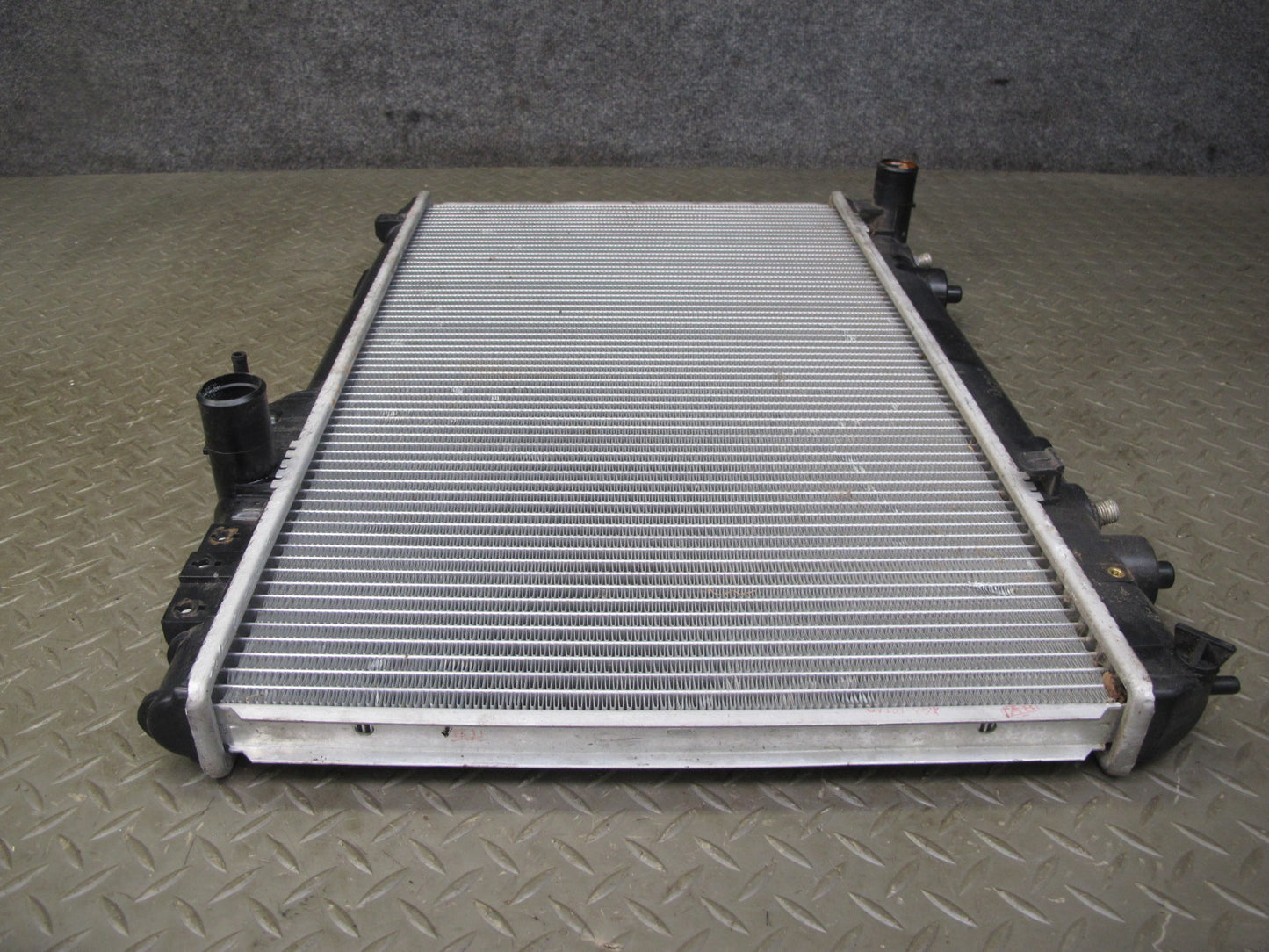 89-92 Toyota Supra MK3 MA70L 7MGE NON Turbo M/T Engine Coolant Radiator
