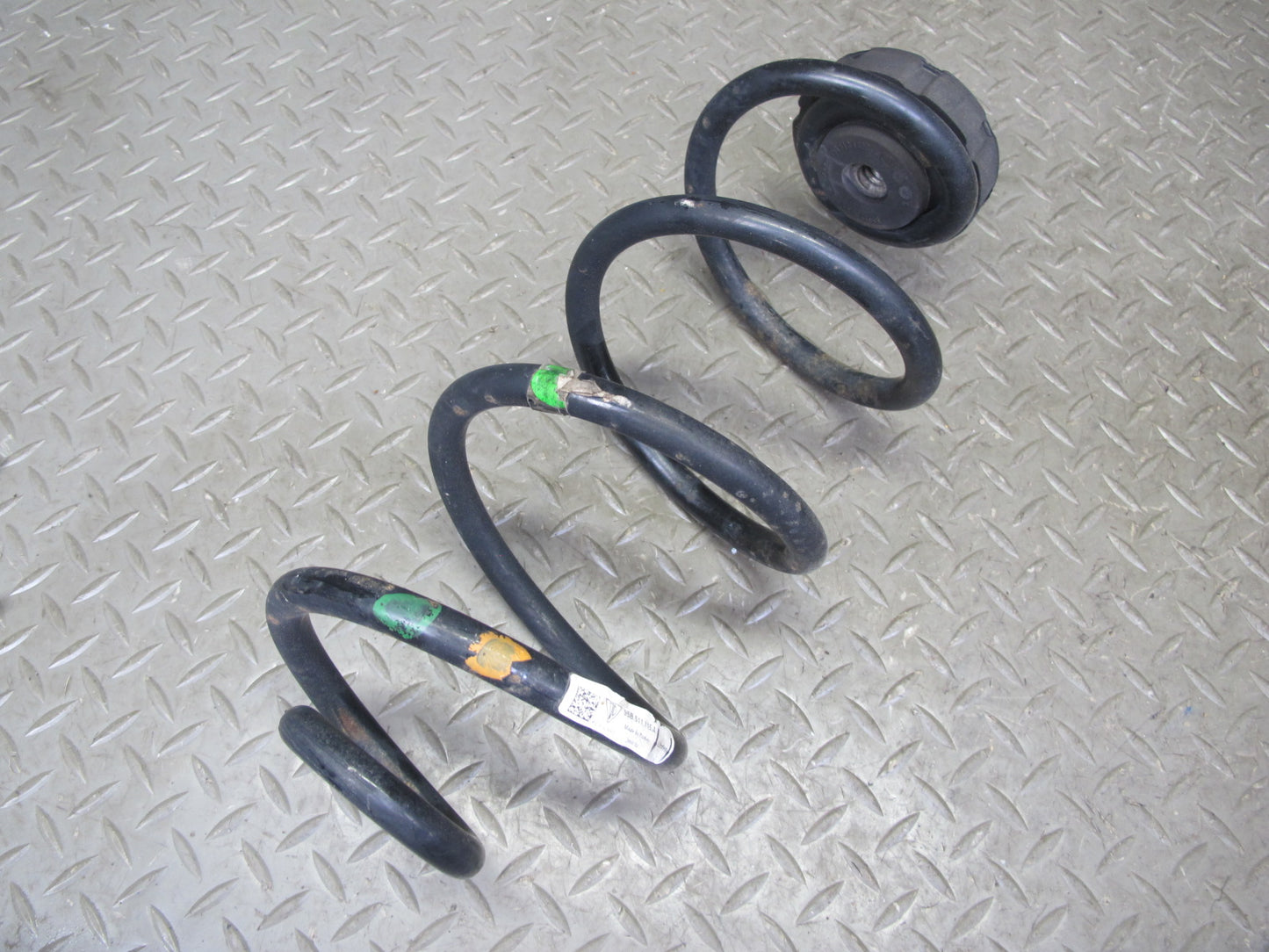 2015-2018 Porsche Macan Rear Left & Right Coil Spring Set of 2 95B511115A