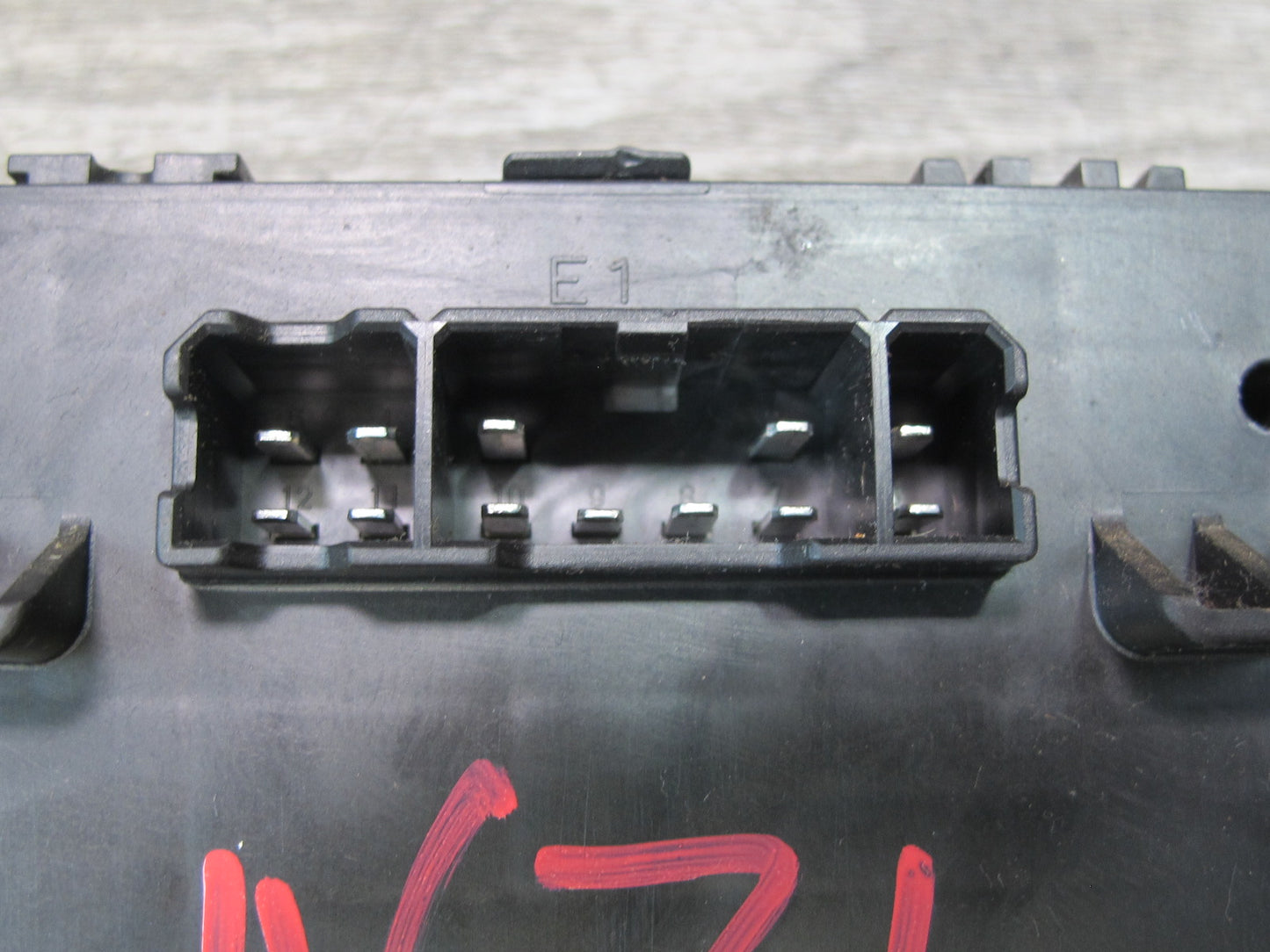90-96 Nissan Z32 300ZX Turbo Interior Cabin Fuse Relay Box OEM
