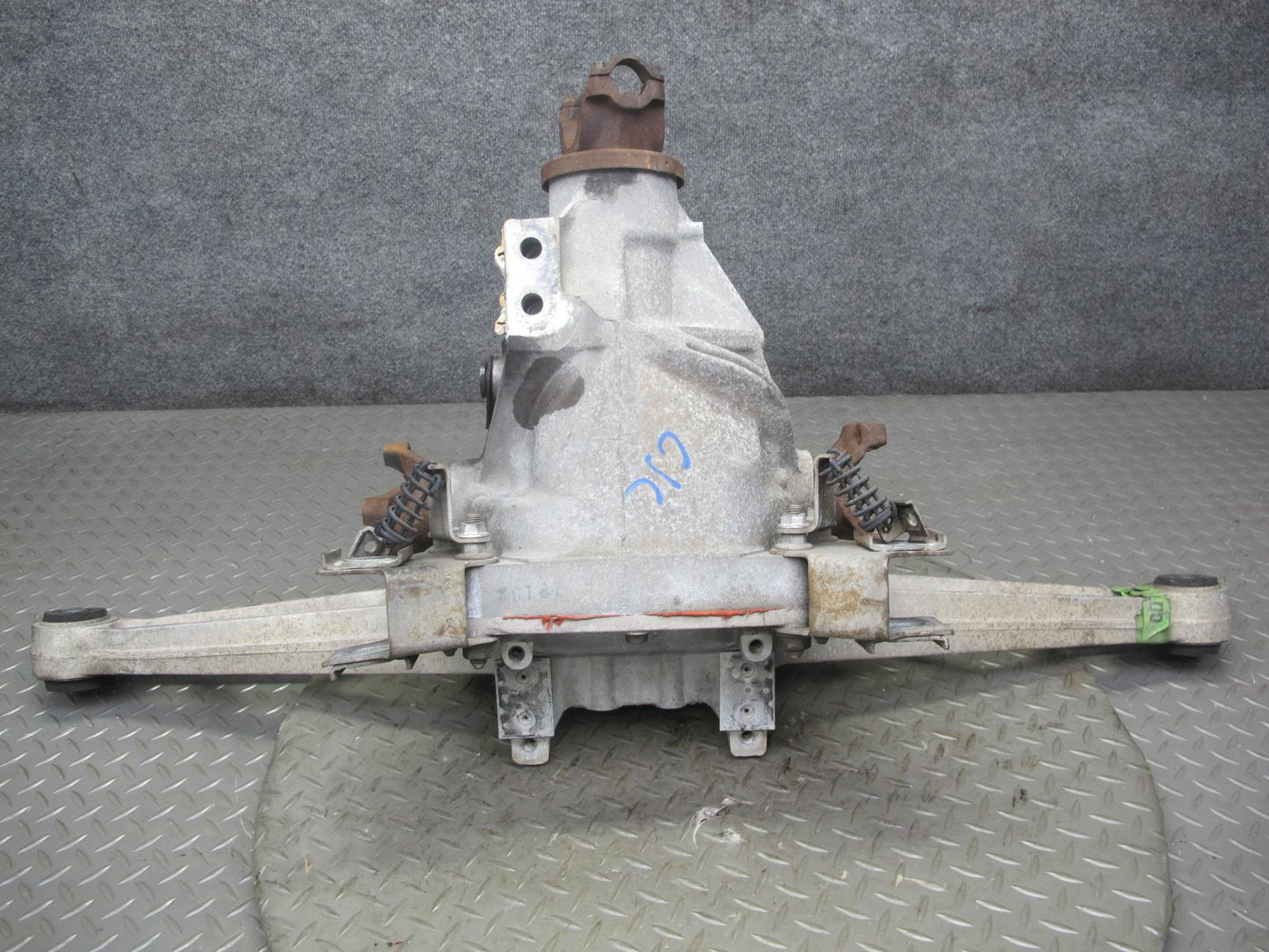 88-96 Chevrolet Corvette C4 A/T Dana 36 Rear Differential Carrier 2.59 Ratio OEM