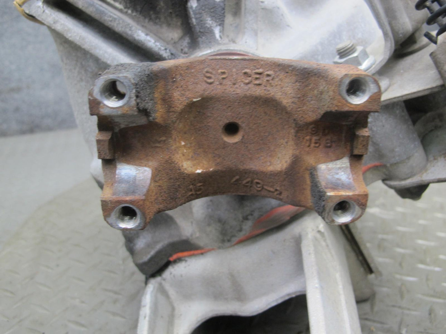 88-96 Chevrolet Corvette C4 A/T Dana 36 Rear Differential Carrier 2.59 Ratio OEM