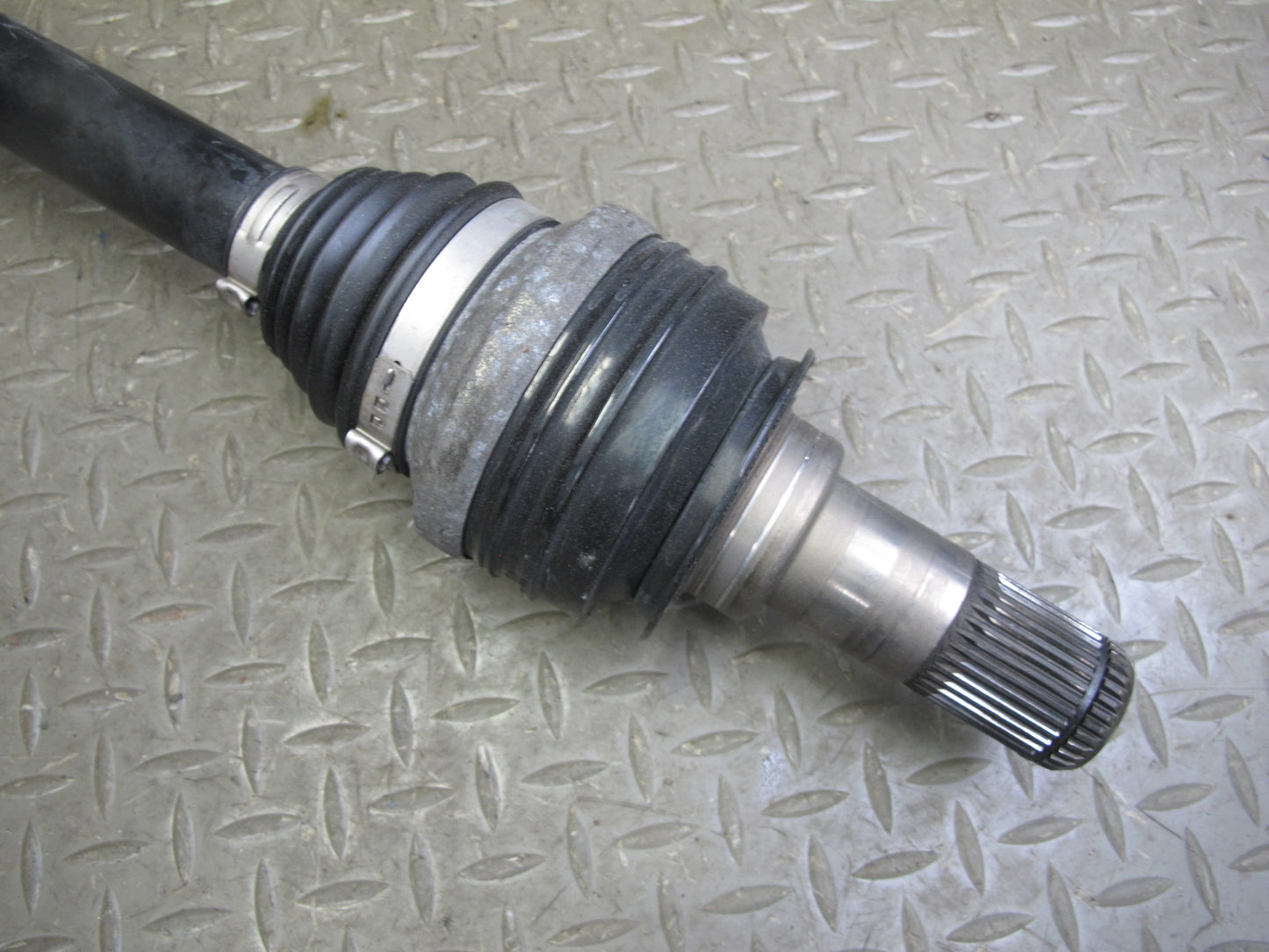 2015-2016 Porsche Macan S Rear Left or Right Suspension Axle Shaft 95B501203C