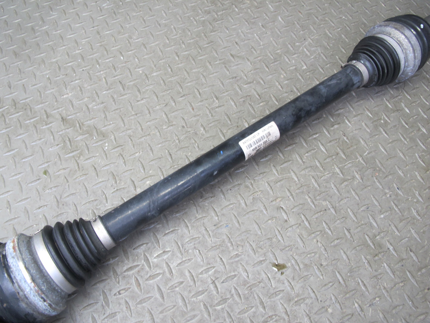2015-2016 Porsche Macan S Rear Left or Right Suspension Axle Shaft 95B501203C