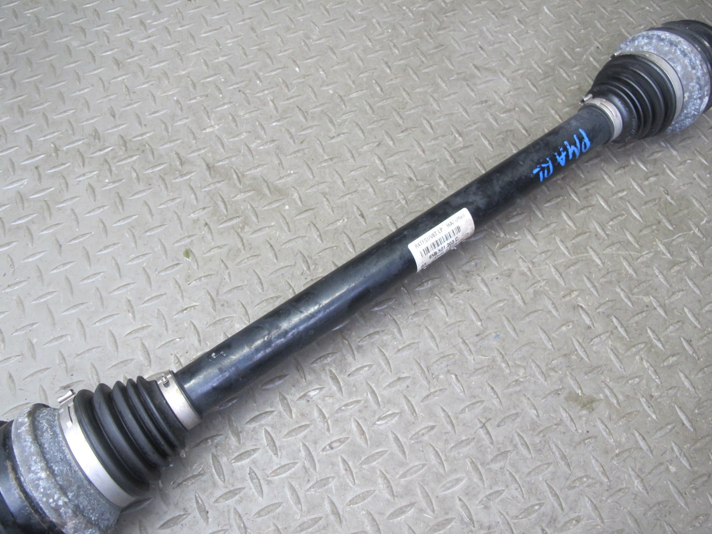 2015-2016 Porsche Macan S Rear Left or Right Suspension Axle Shaft 95B501203C